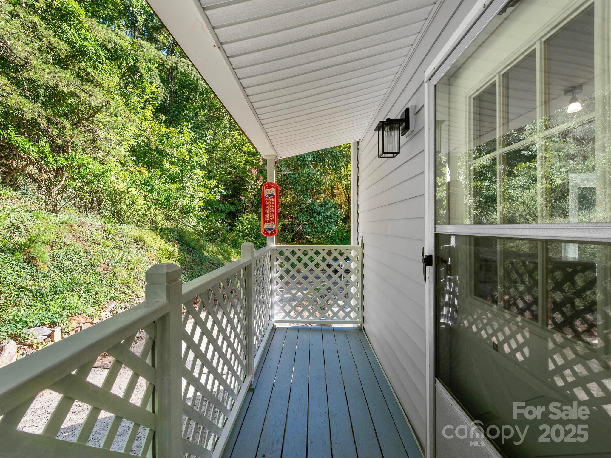 Jays Mountain - Residential