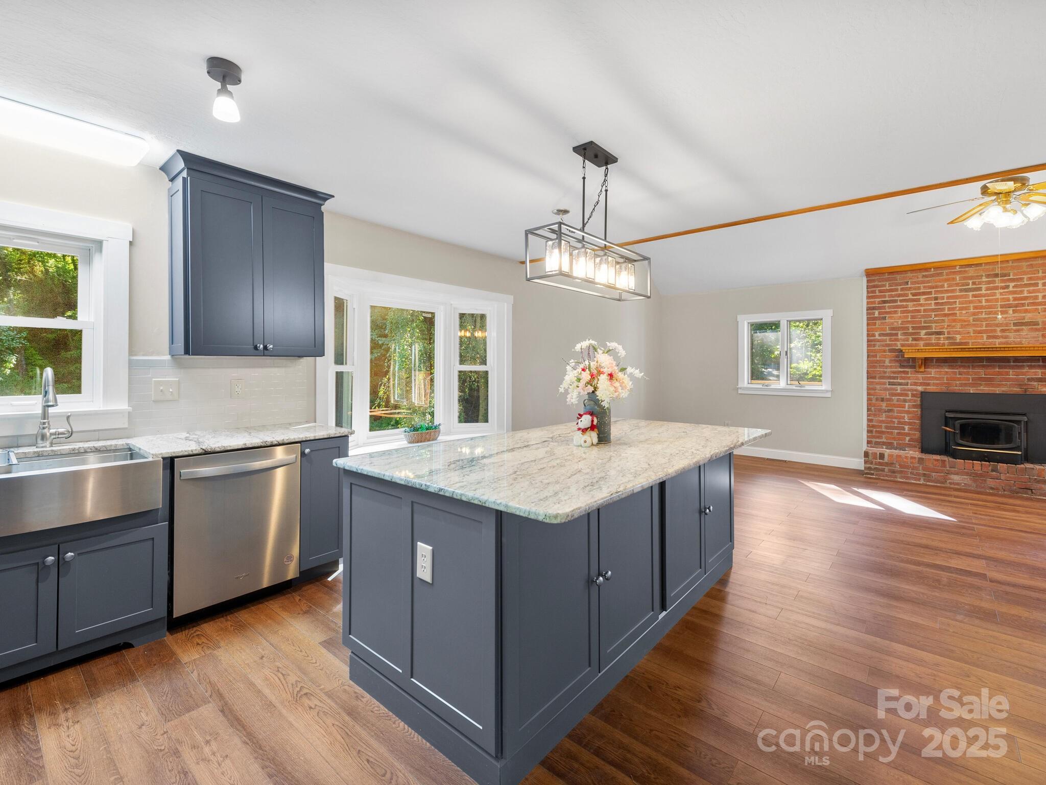 Jays Mountain - Residential