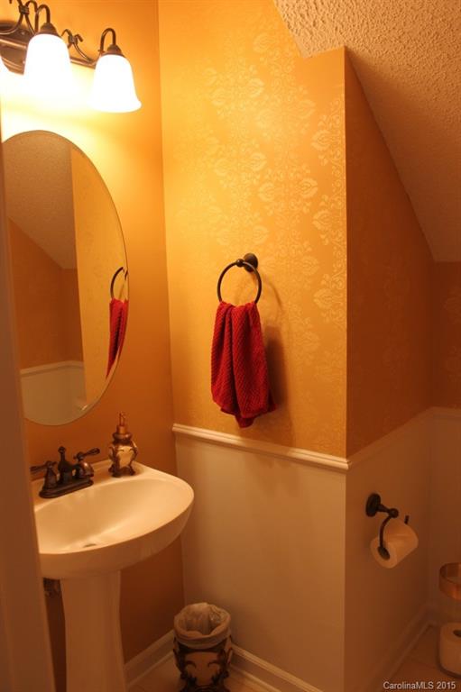 Stone Hollow - Residential