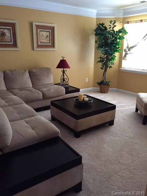 Stone Hollow - Residential