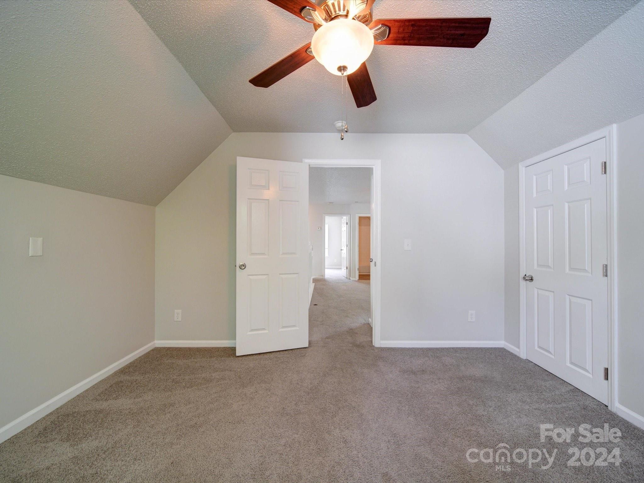 Beaver Pond - Residential