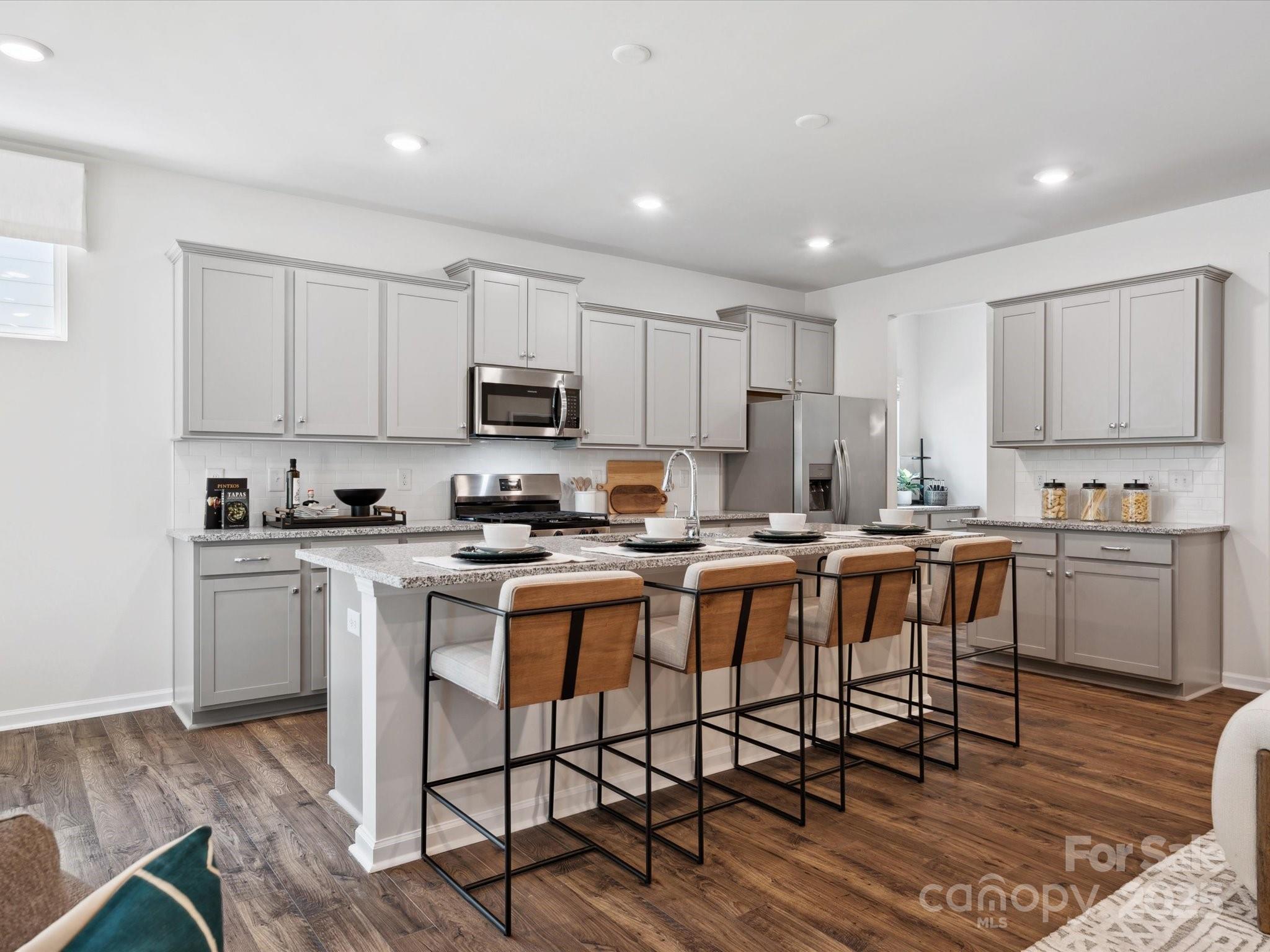 1056 Mapletree Lane