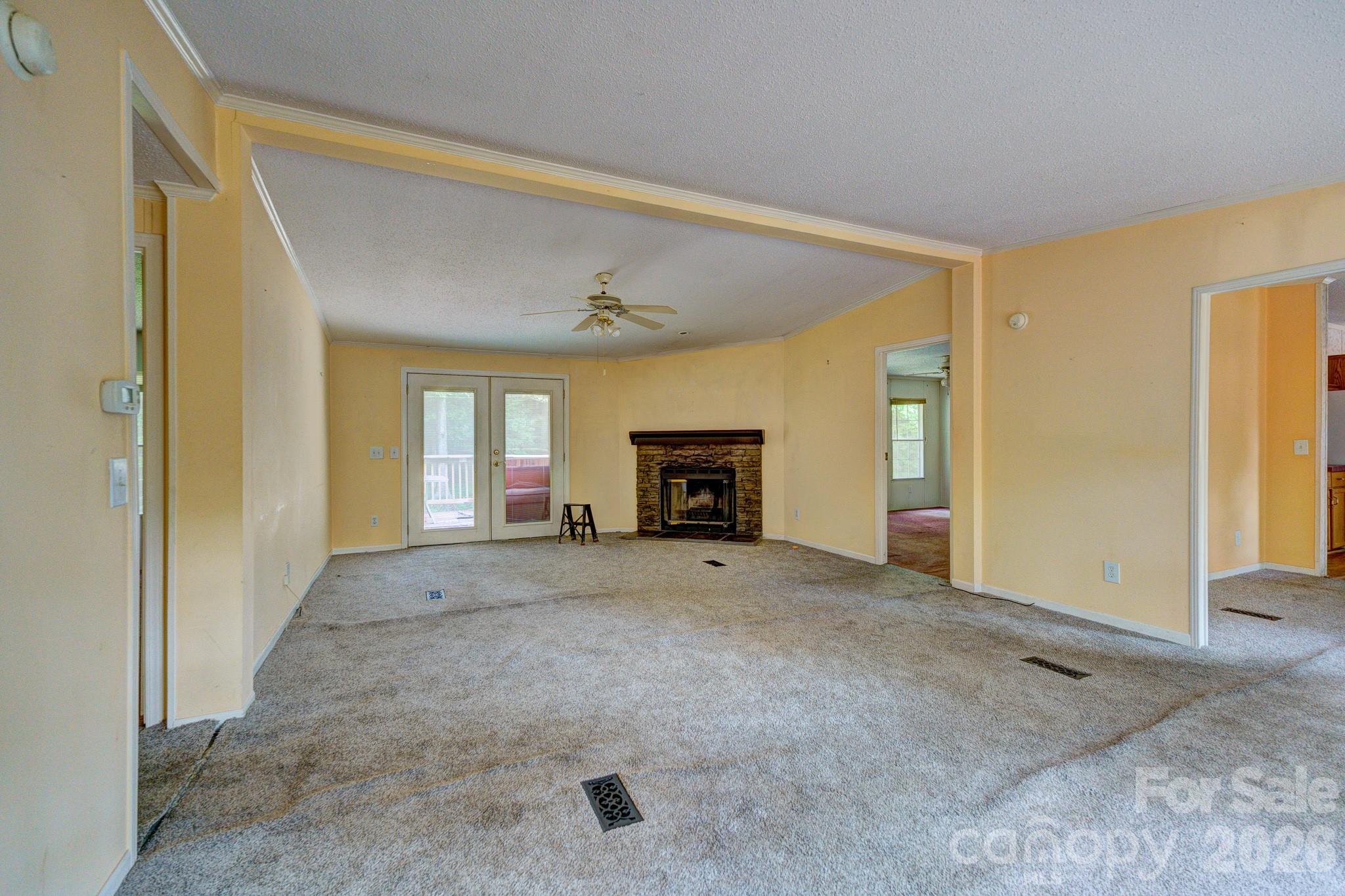 1290 Forest Ridge Drive