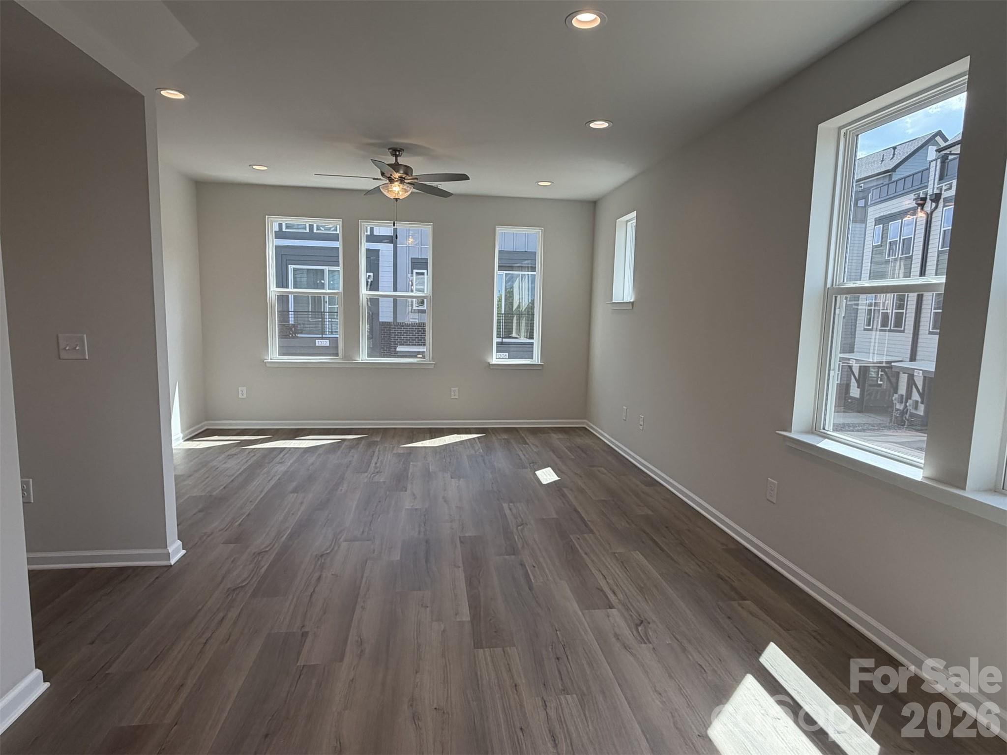 1610 Spring Street EQX1873