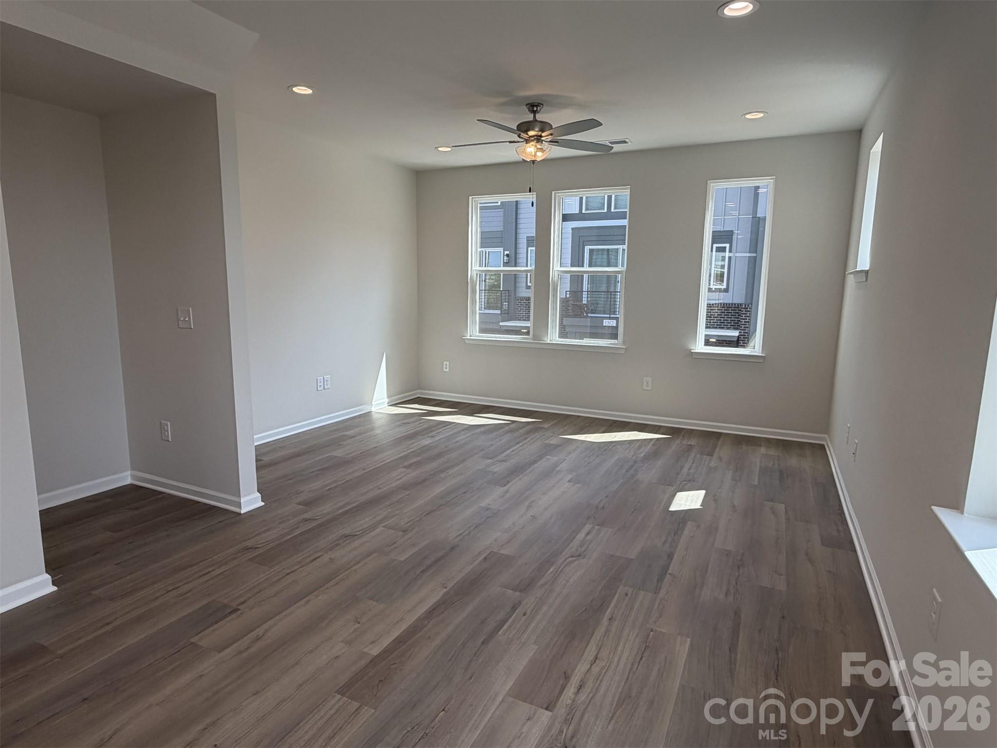 1610 Spring Street EQX1873