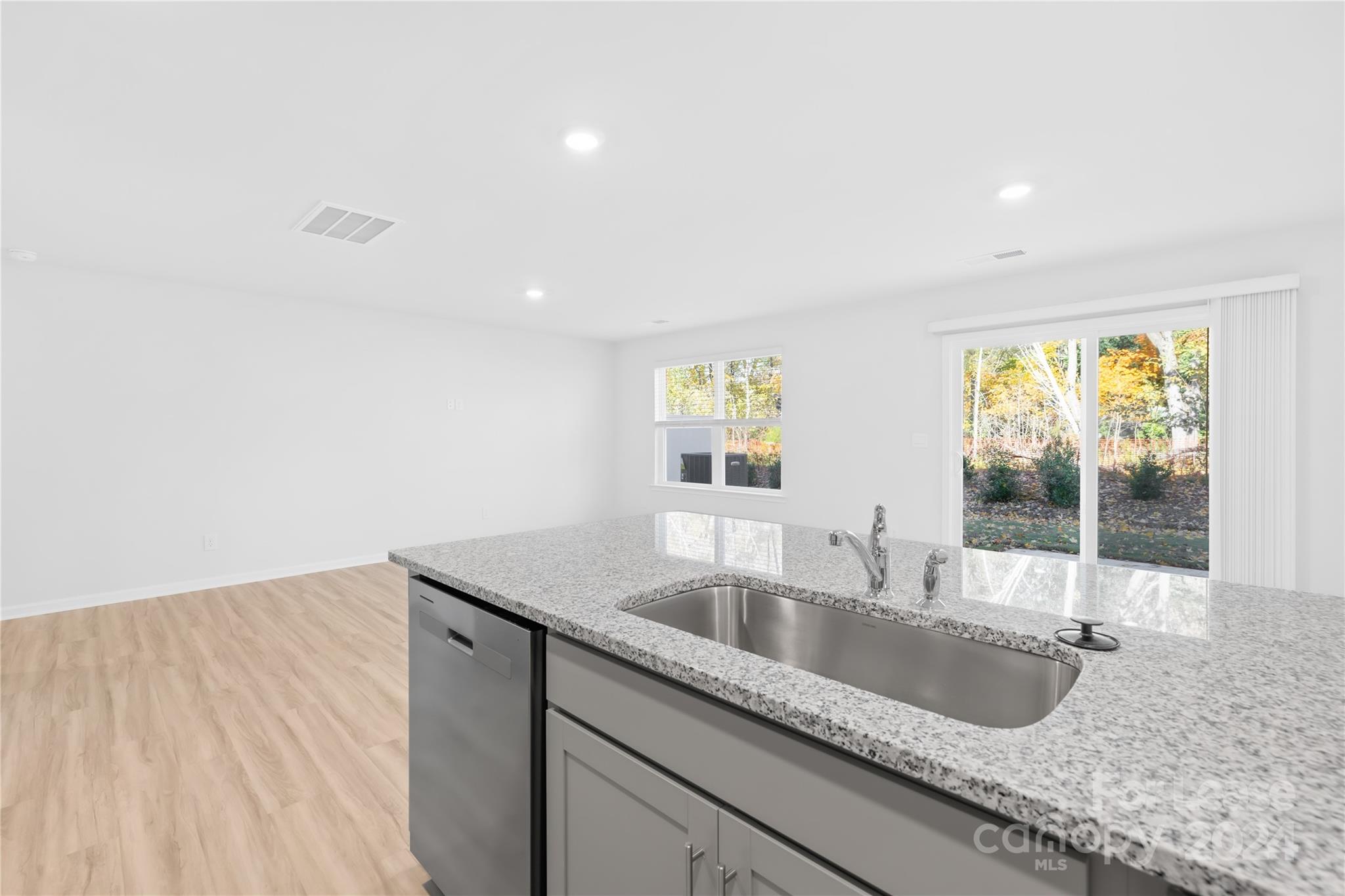 Mallard Creek Towns - Residential Lease