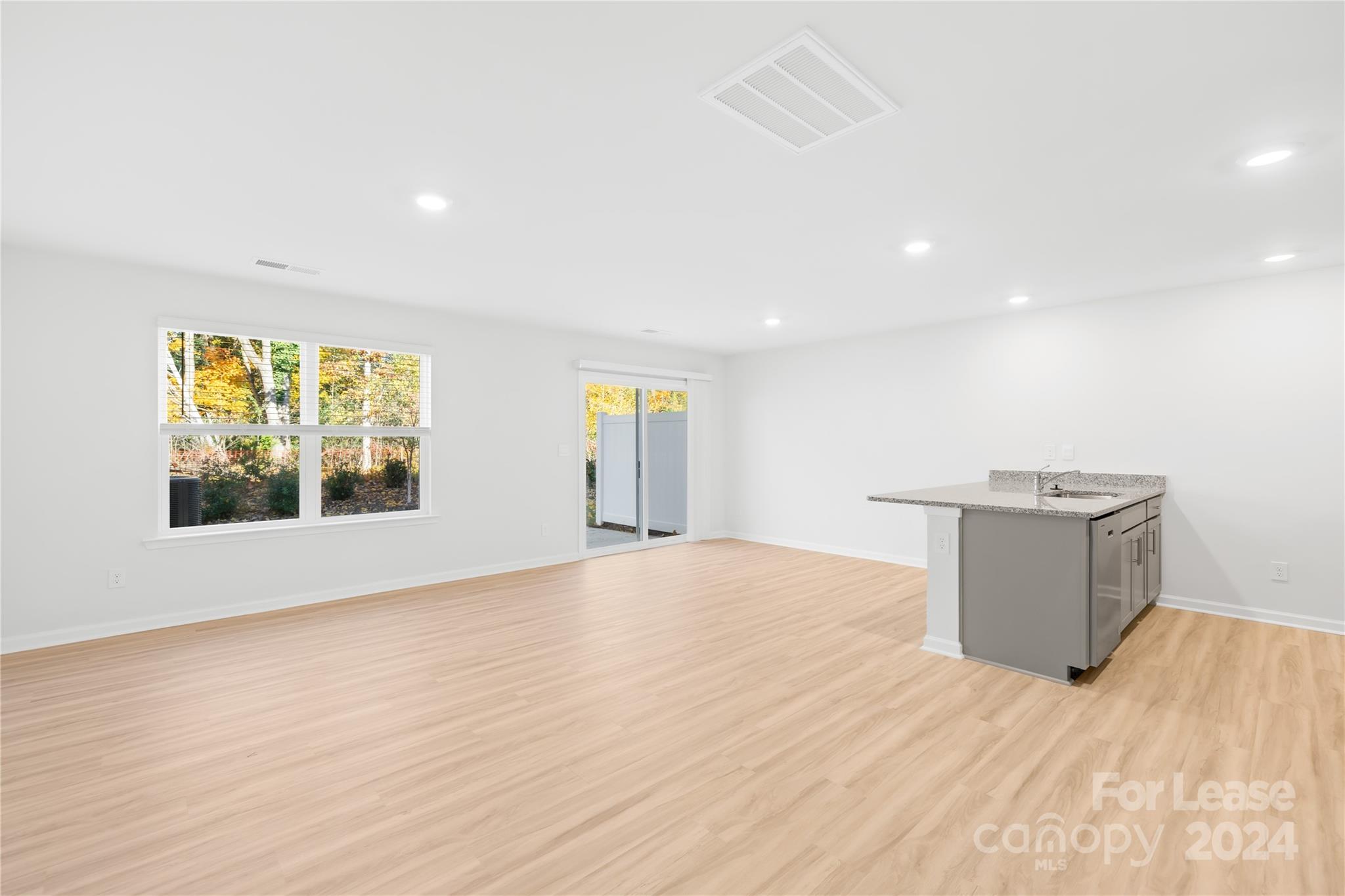 Mallard Creek Towns - Residential Lease