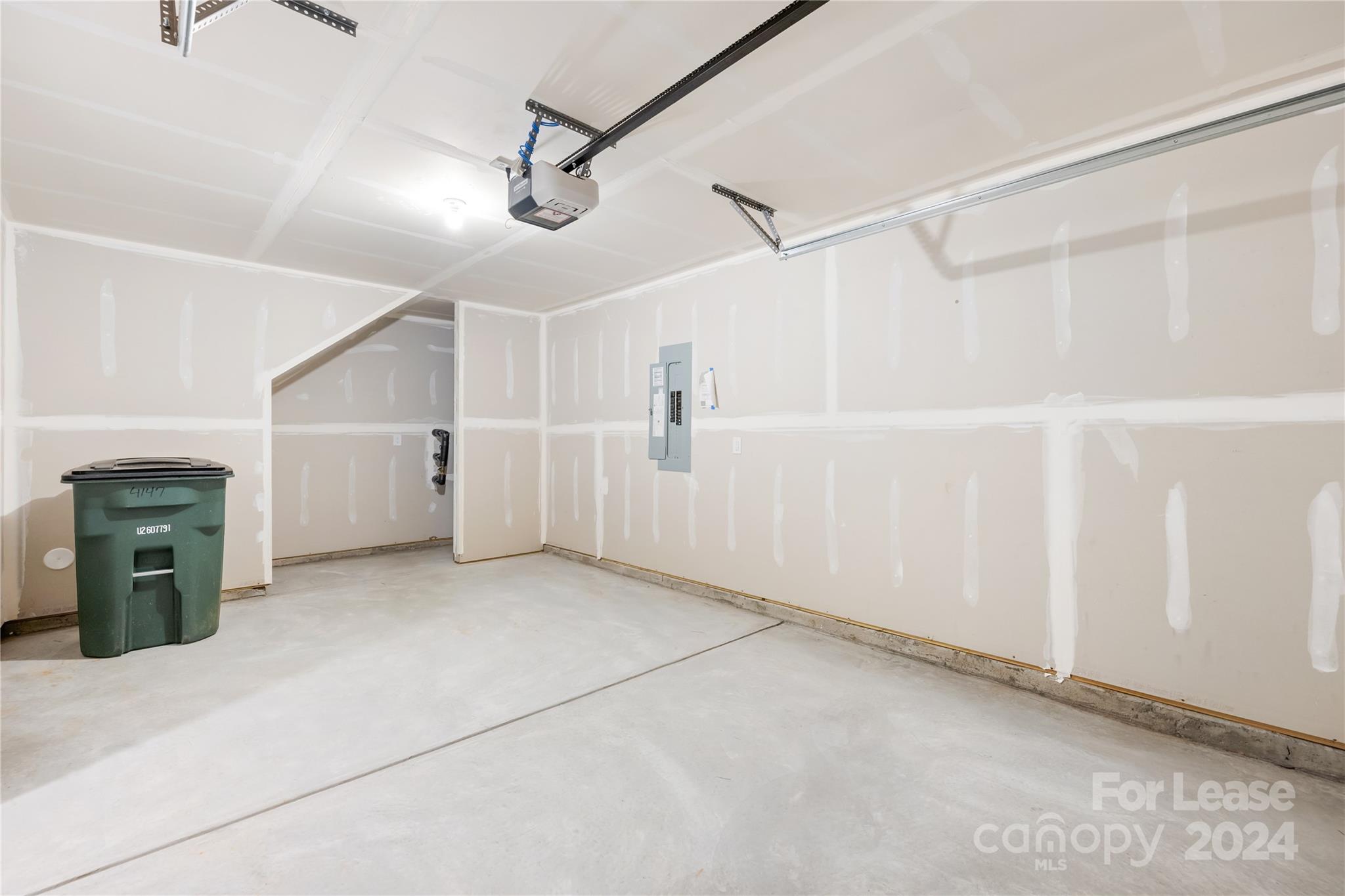 Mallard Creek Towns - Residential Lease