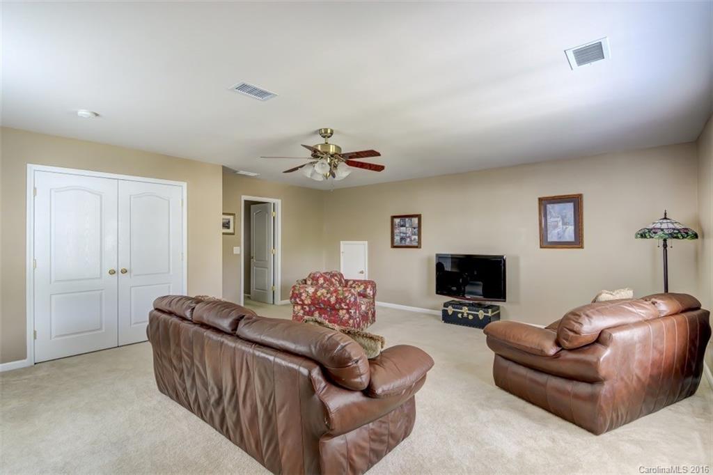 Carrington Ridge - Residential