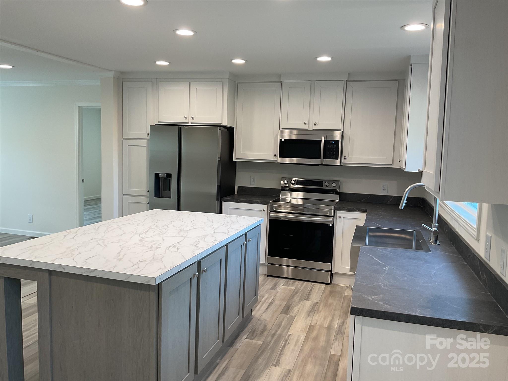 138 Zircon Drive