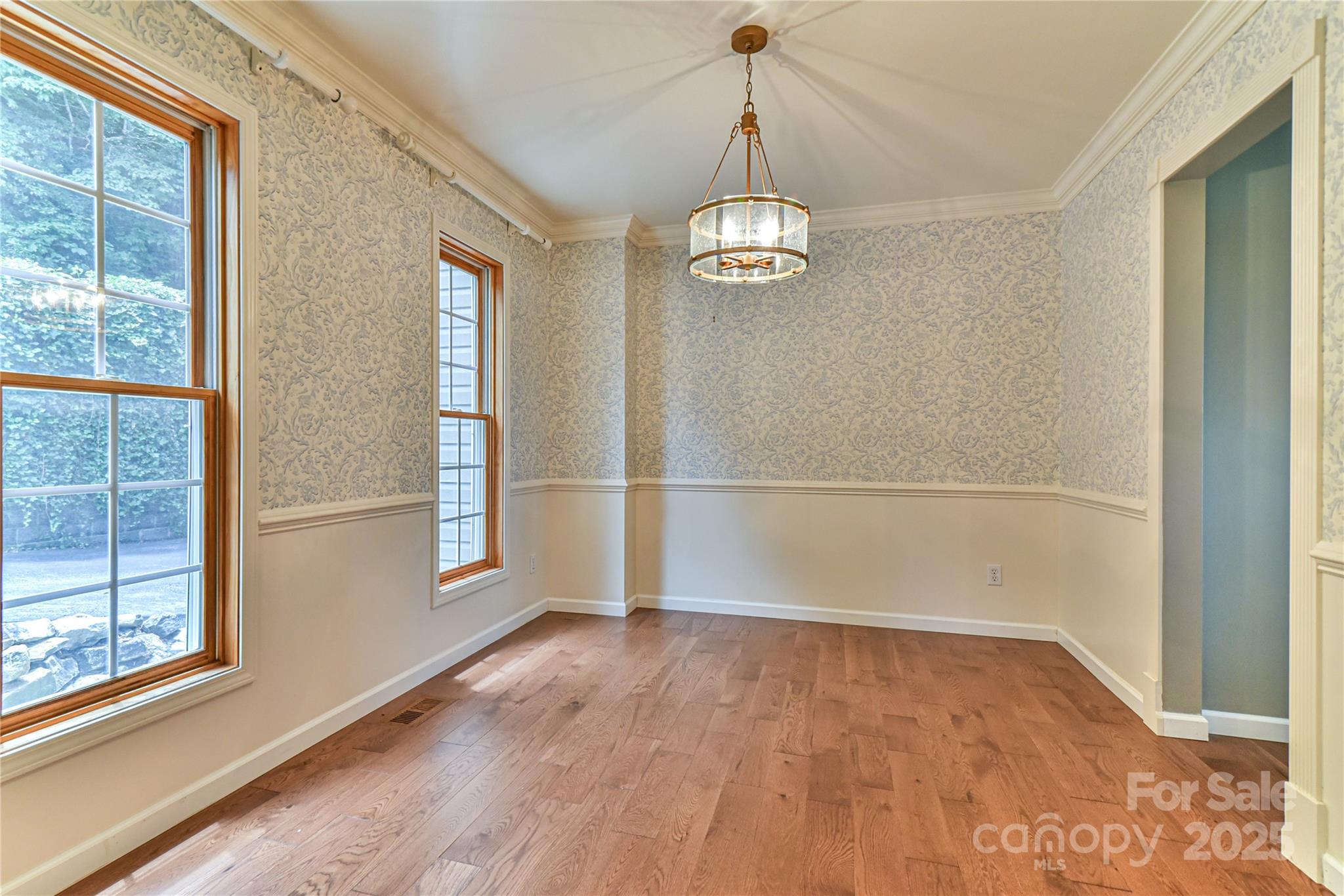 16 Skyview Court