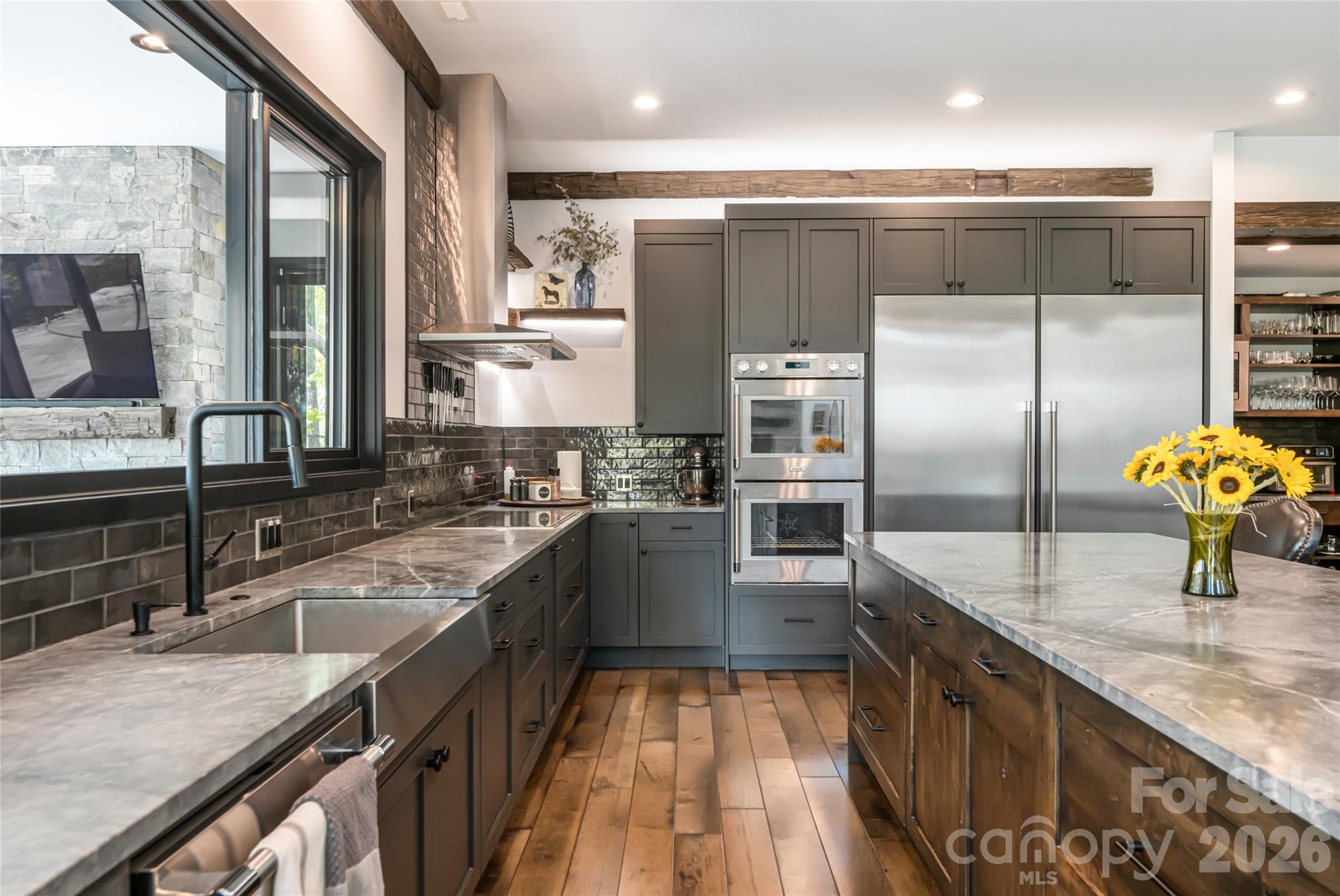 Couch Mountain - Residential