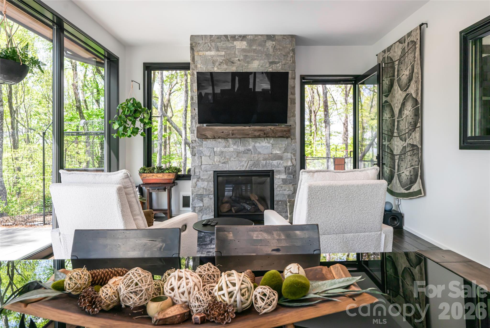 Couch Mountain - Residential