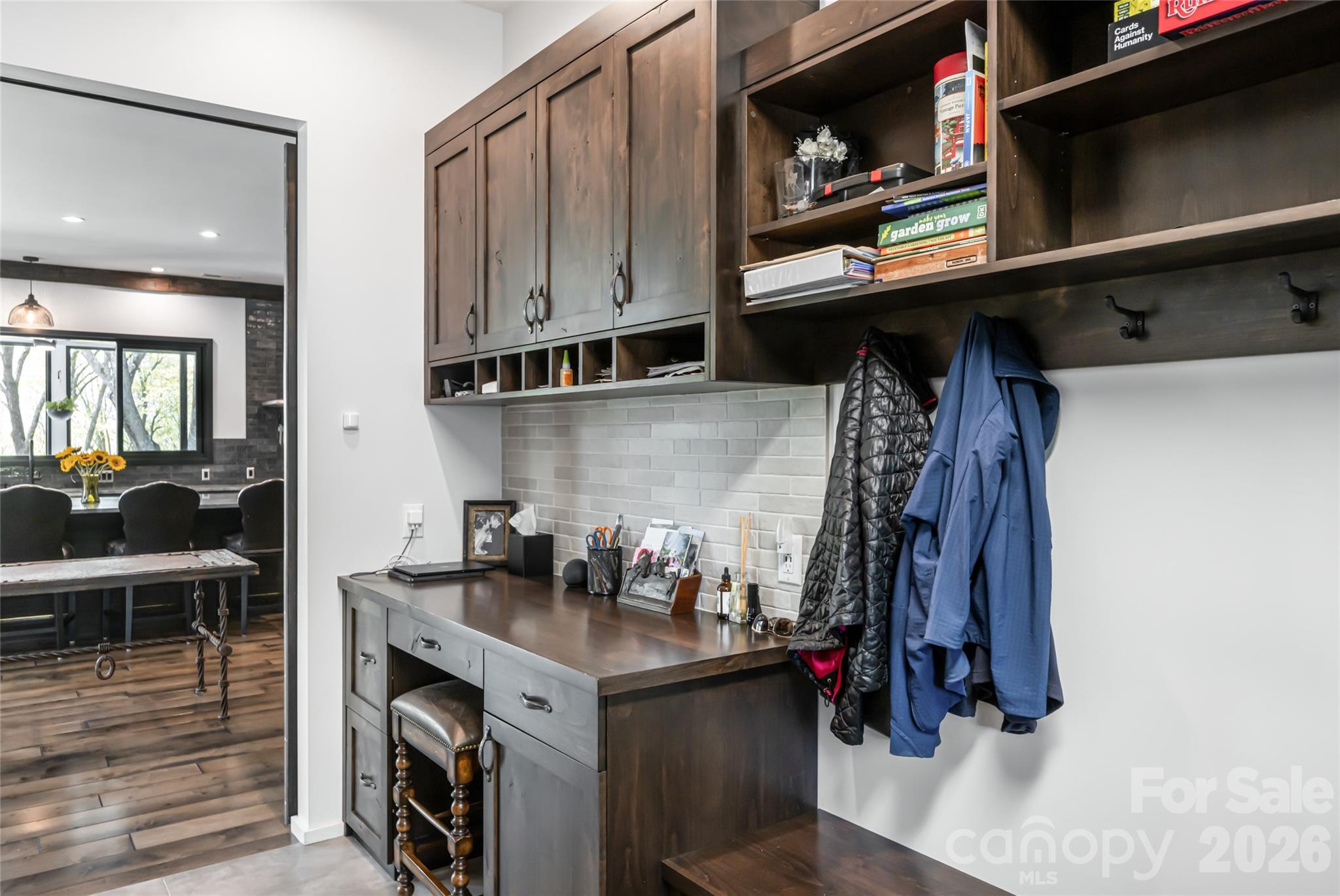 Couch Mountain - Residential