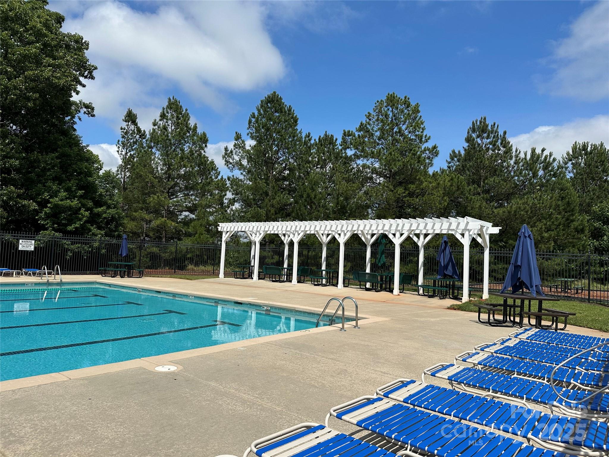 Old Stone Crossing - Residential