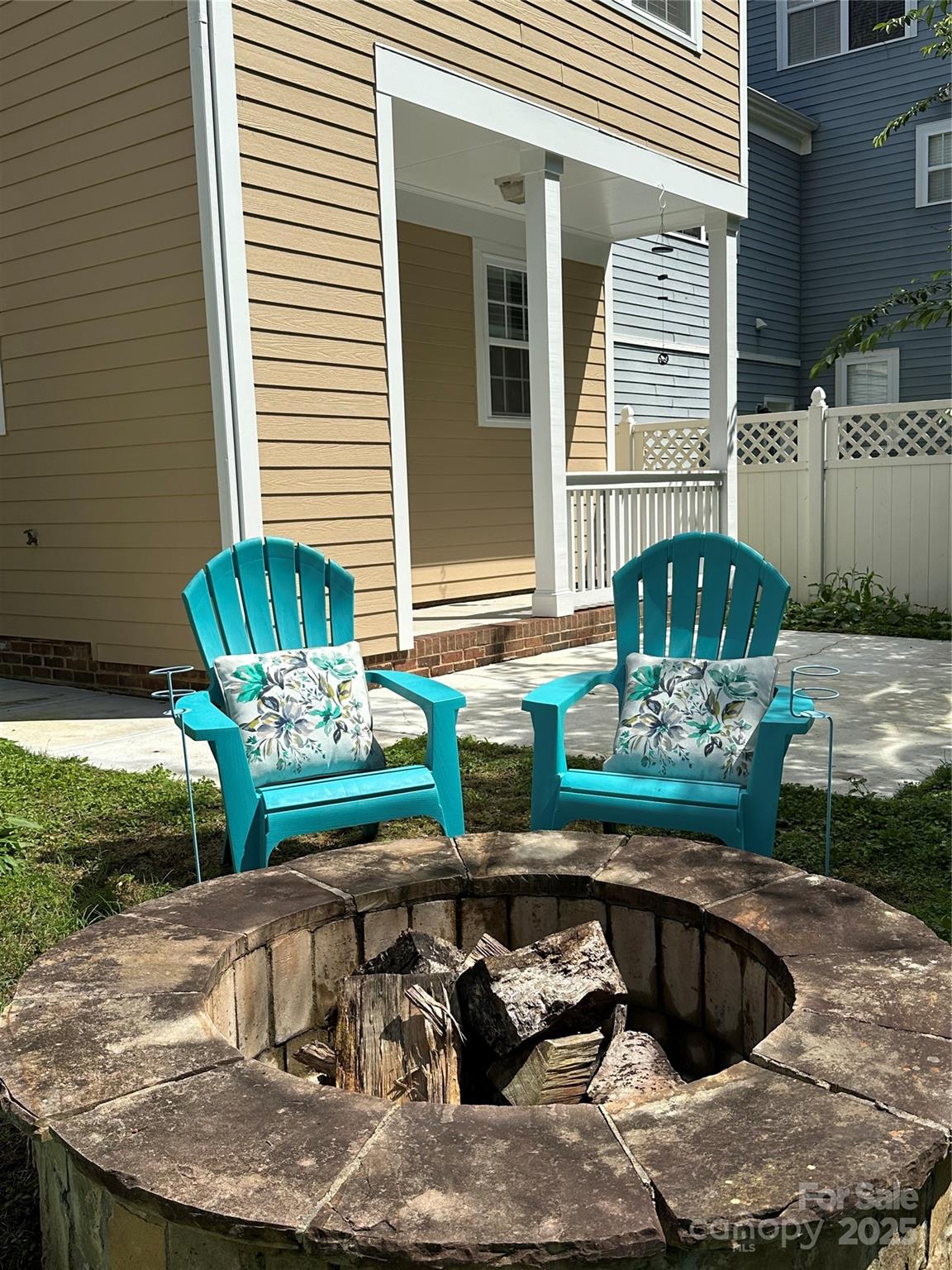 Old Stone Crossing - Residential