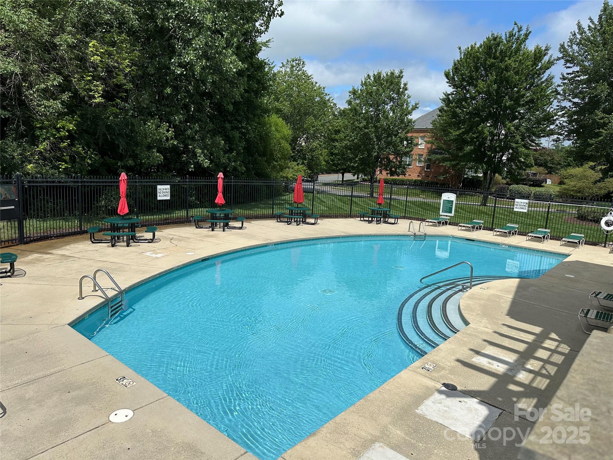 Old Stone Crossing - Residential