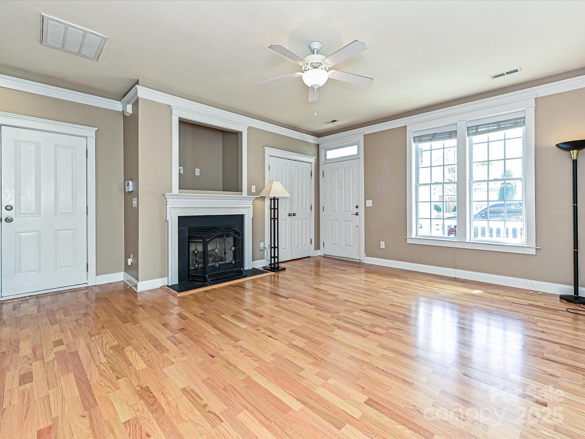 Old Stone Crossing - Residential