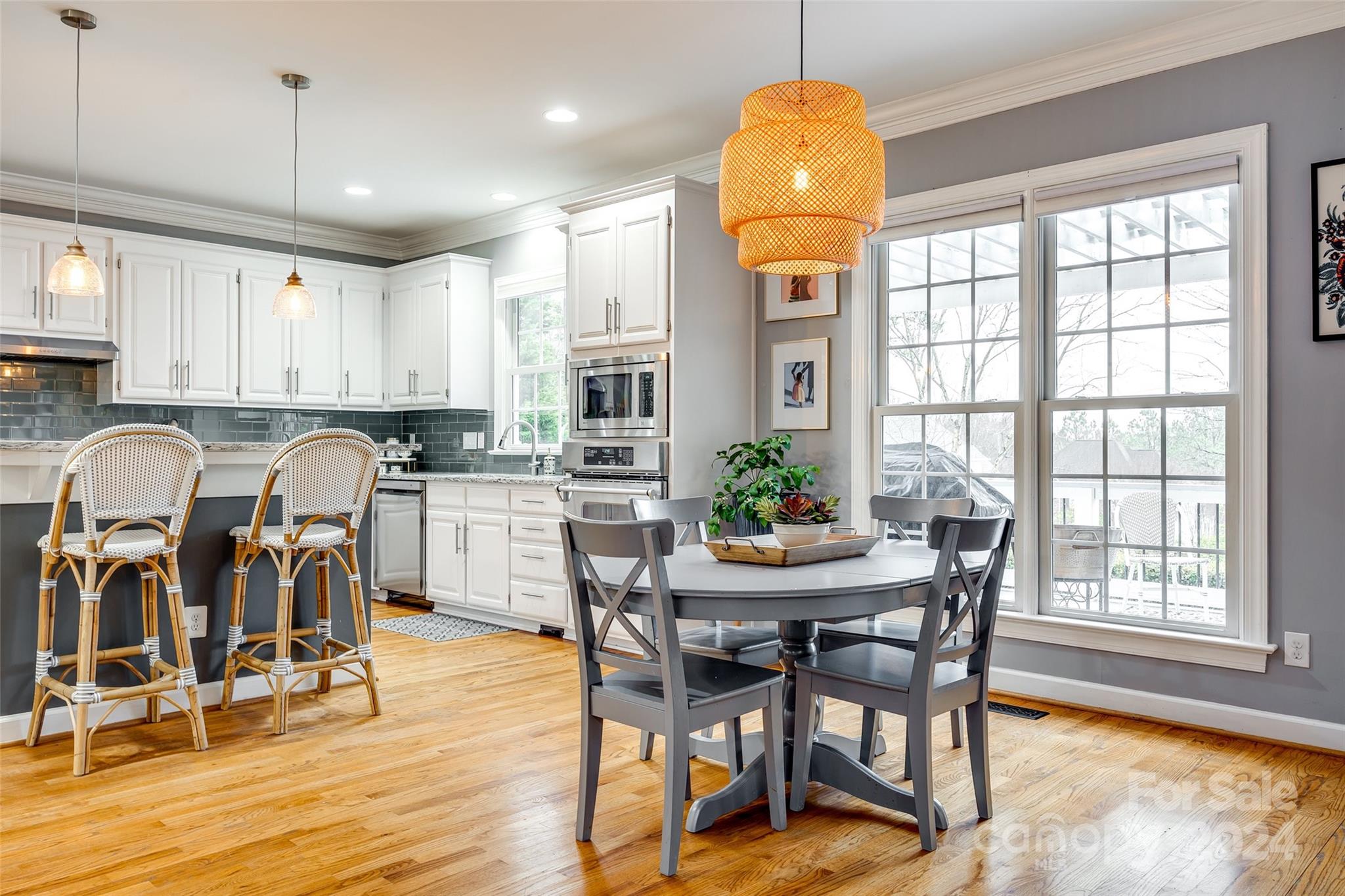 Lake Shore - Residential