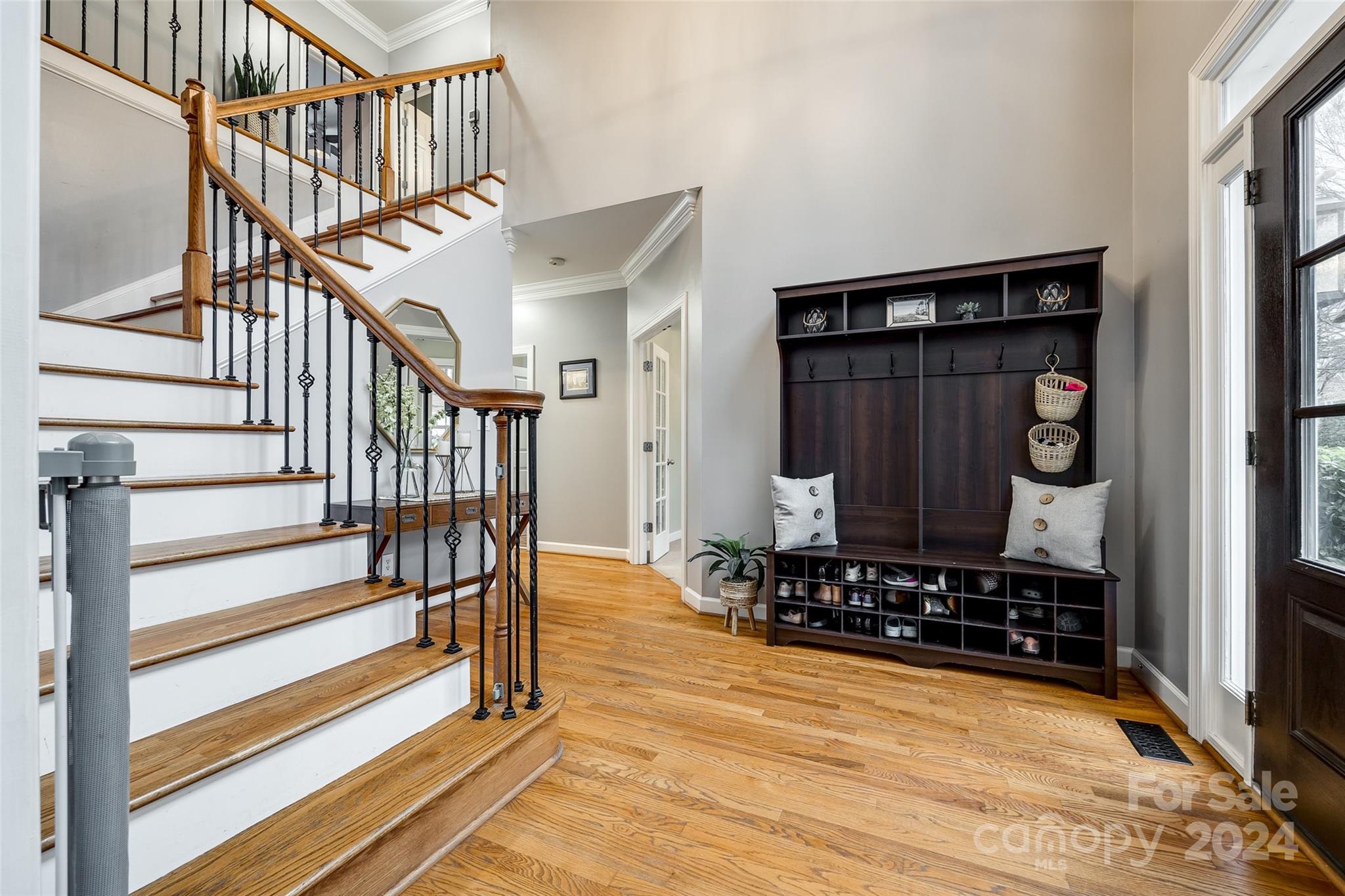 Lake Shore - Residential