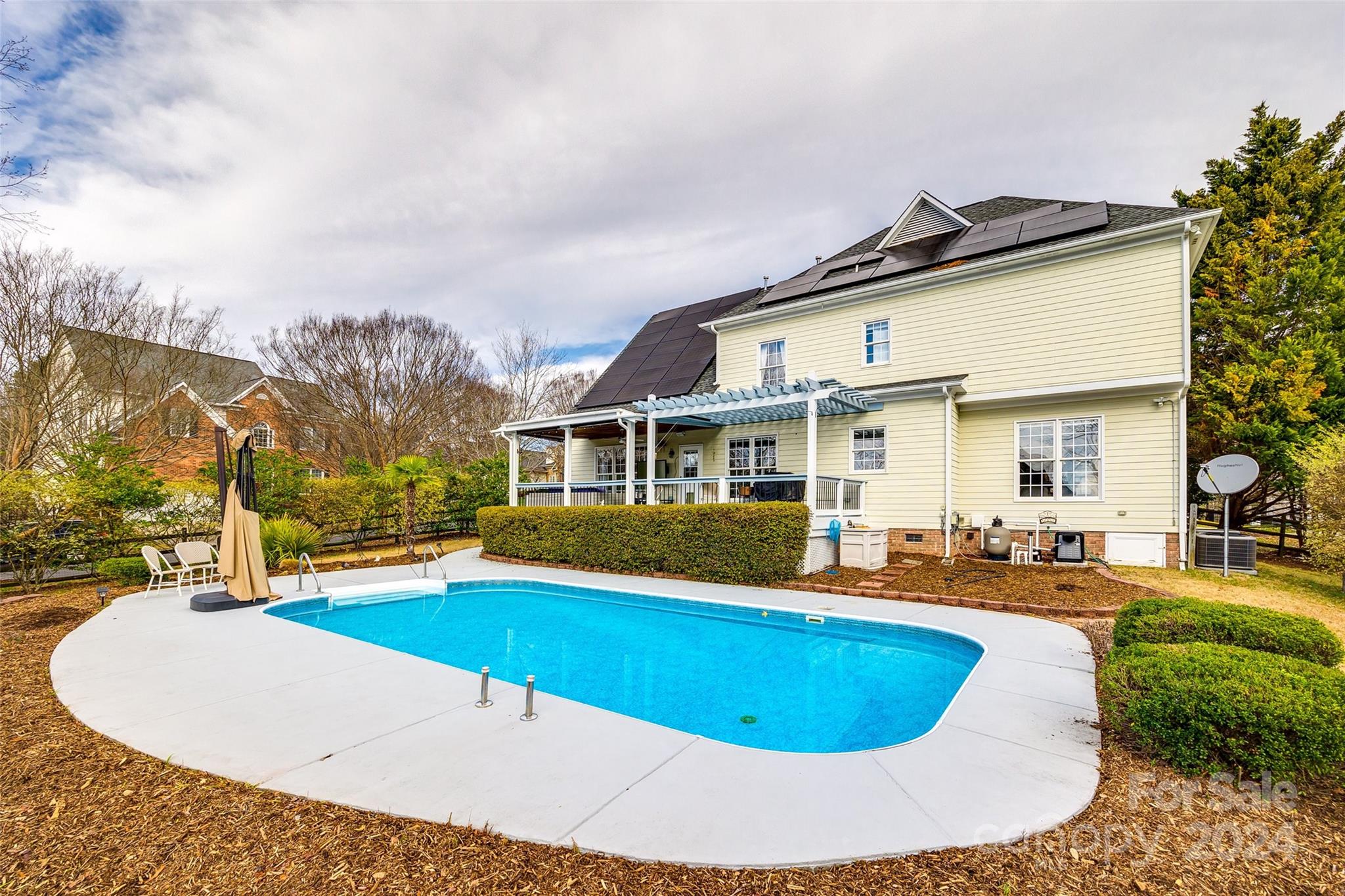 Lake Shore - Residential