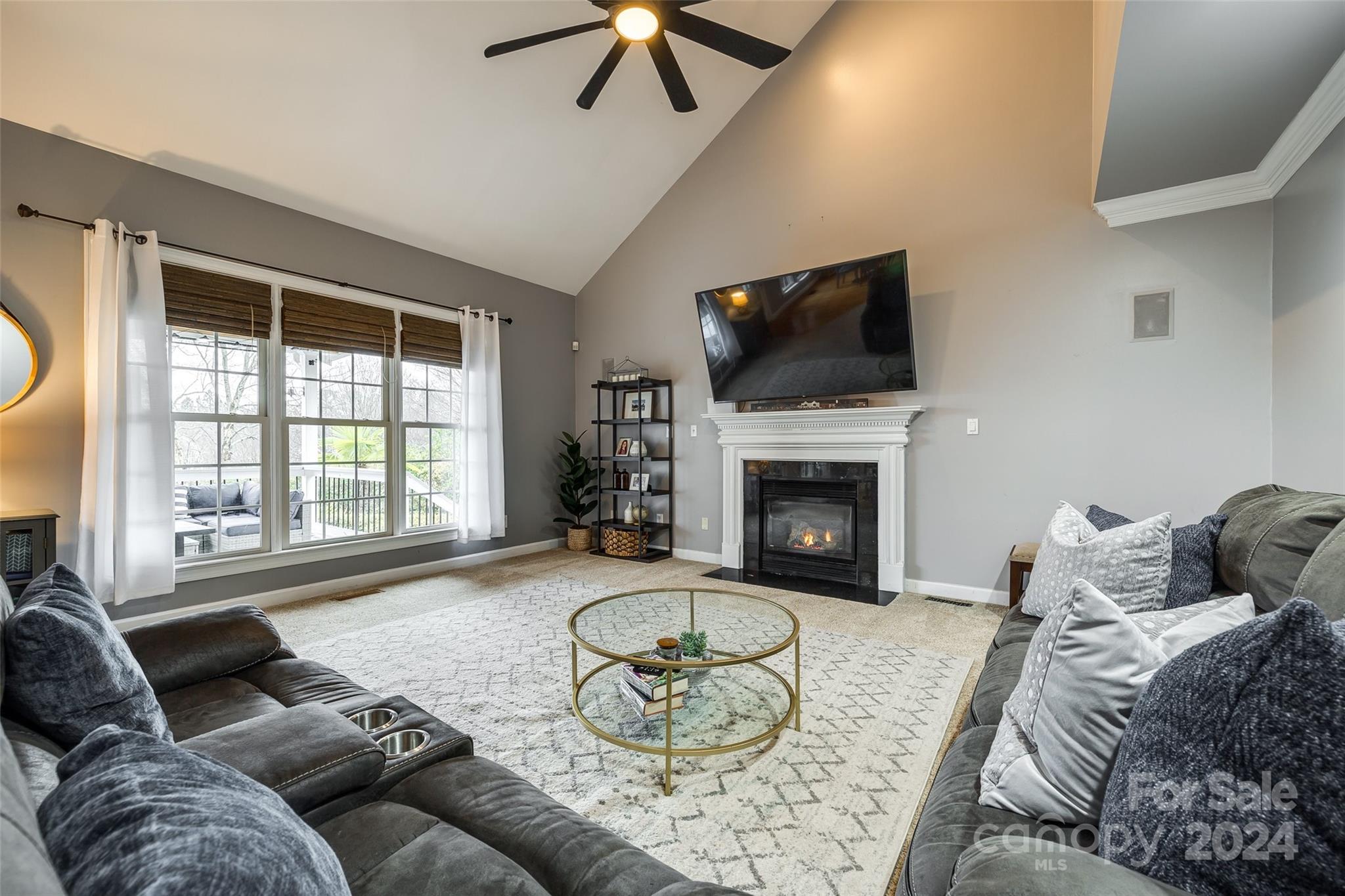 Lake Shore - Residential