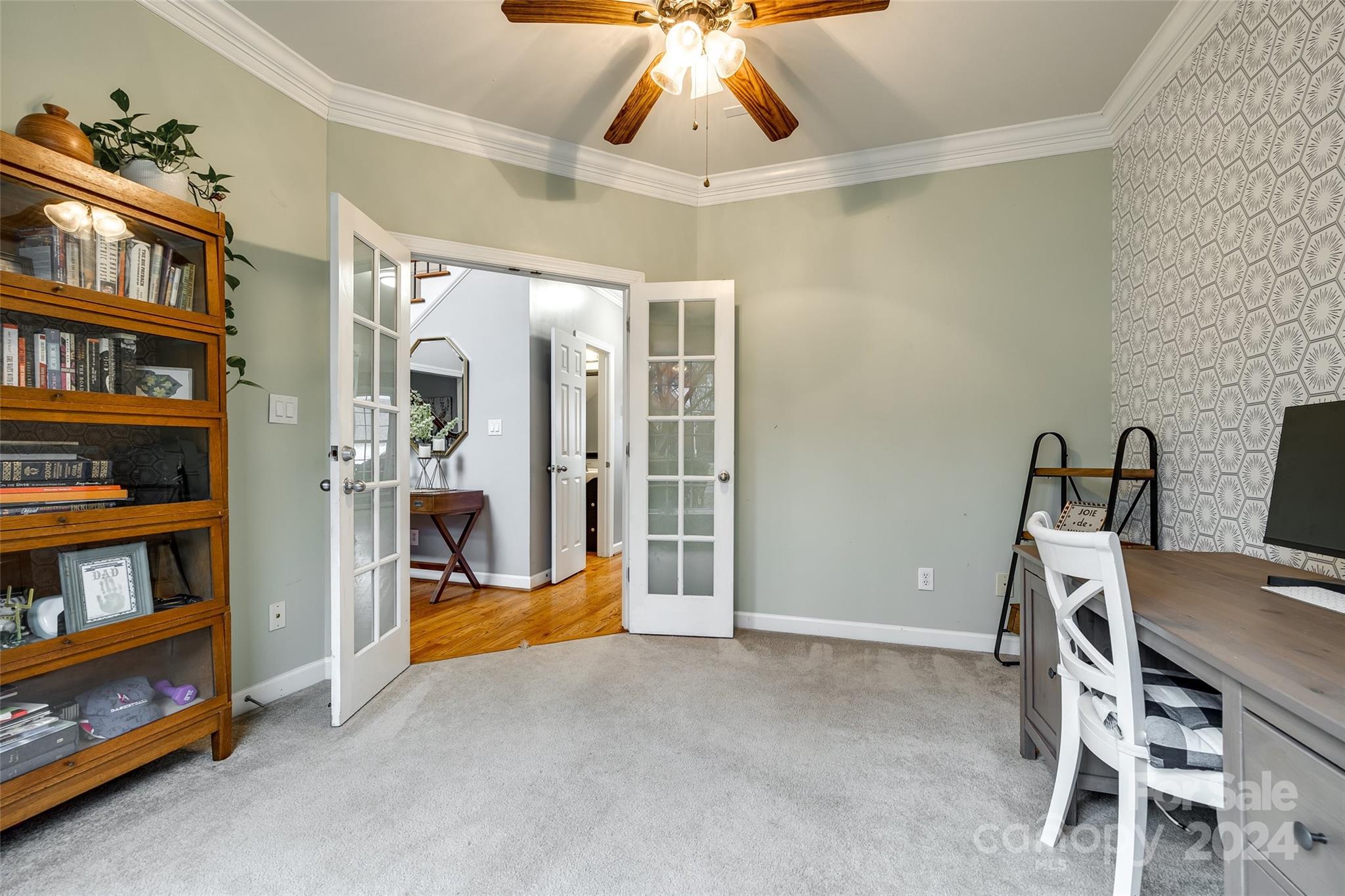 Lake Shore - Residential