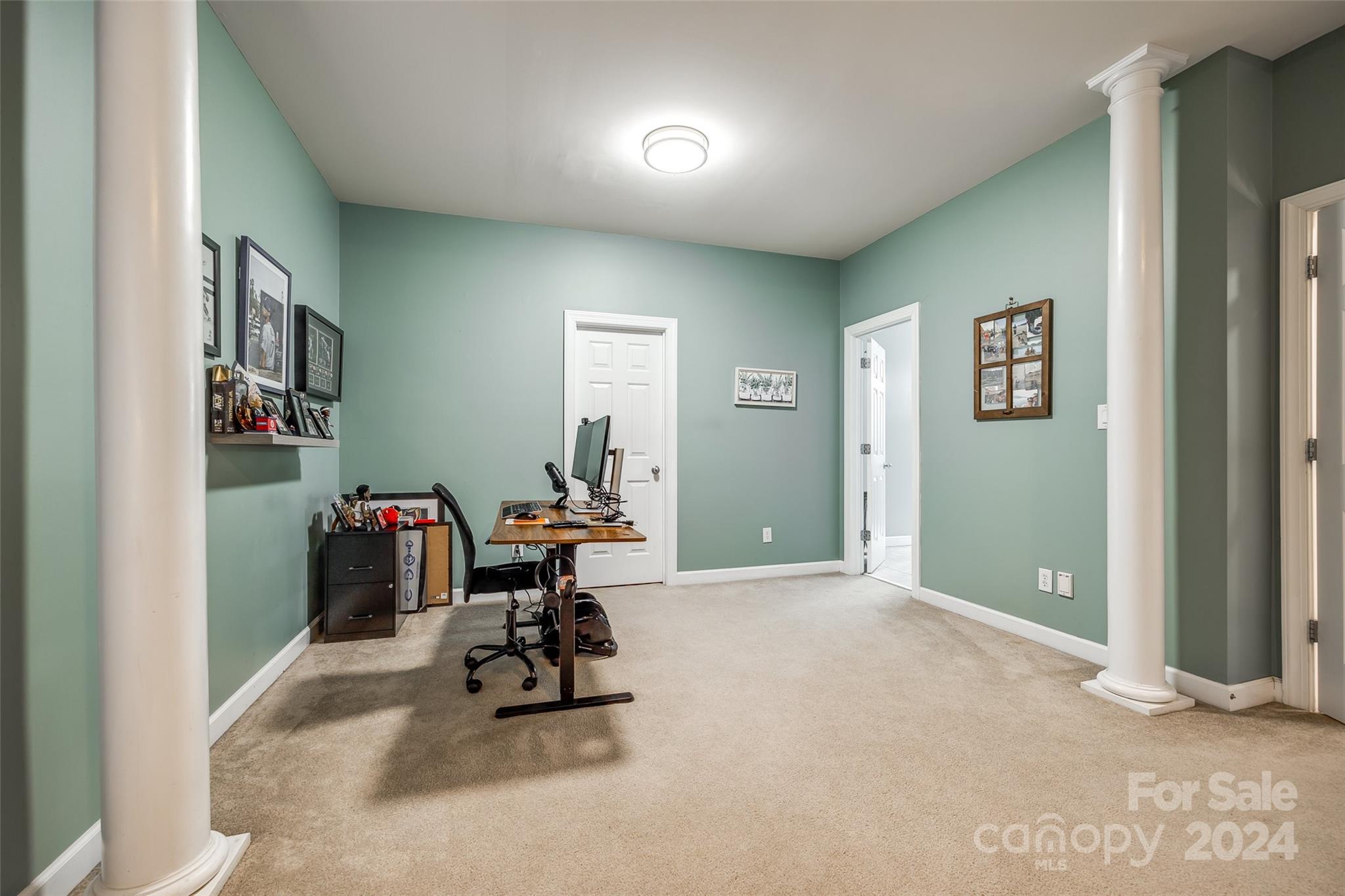 Lake Shore - Residential