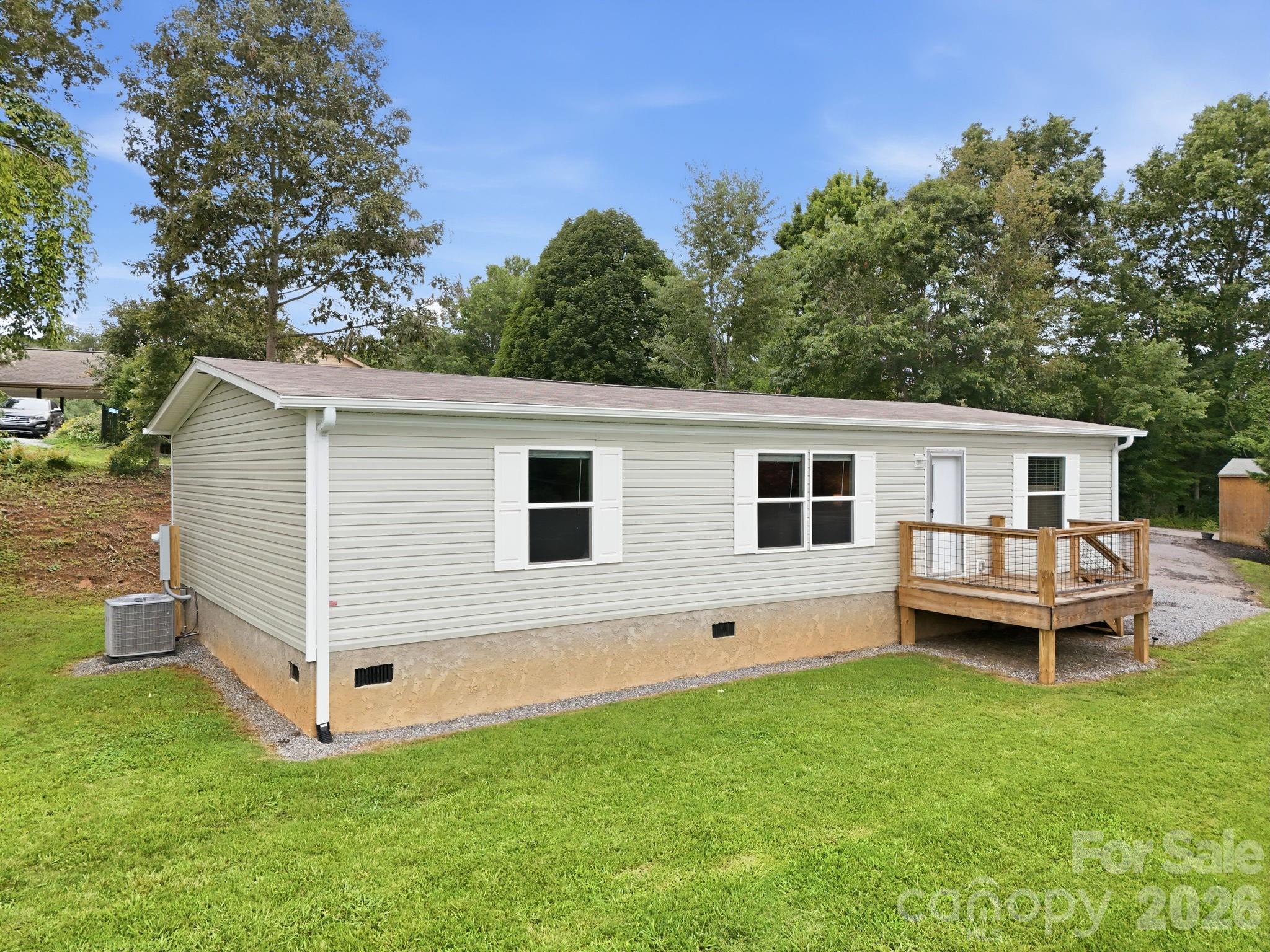 132 E View Drive