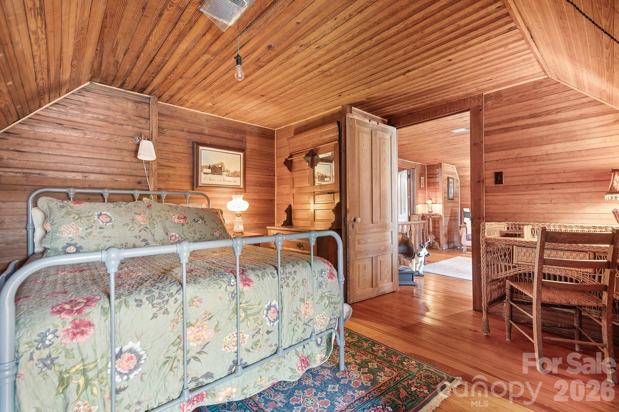 Larkin Sloan Estates - Farm