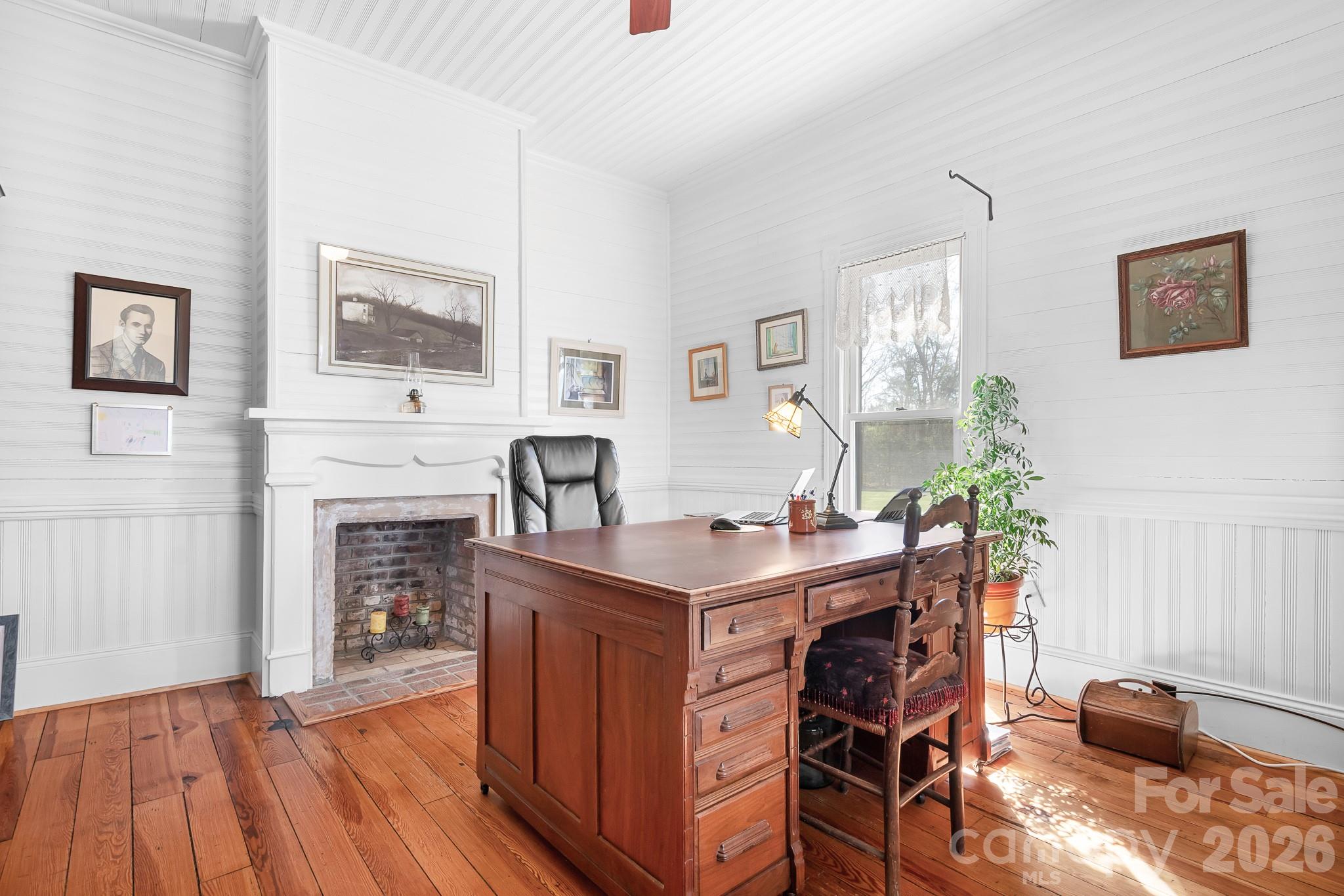 Larkin Sloan Estates - Farm