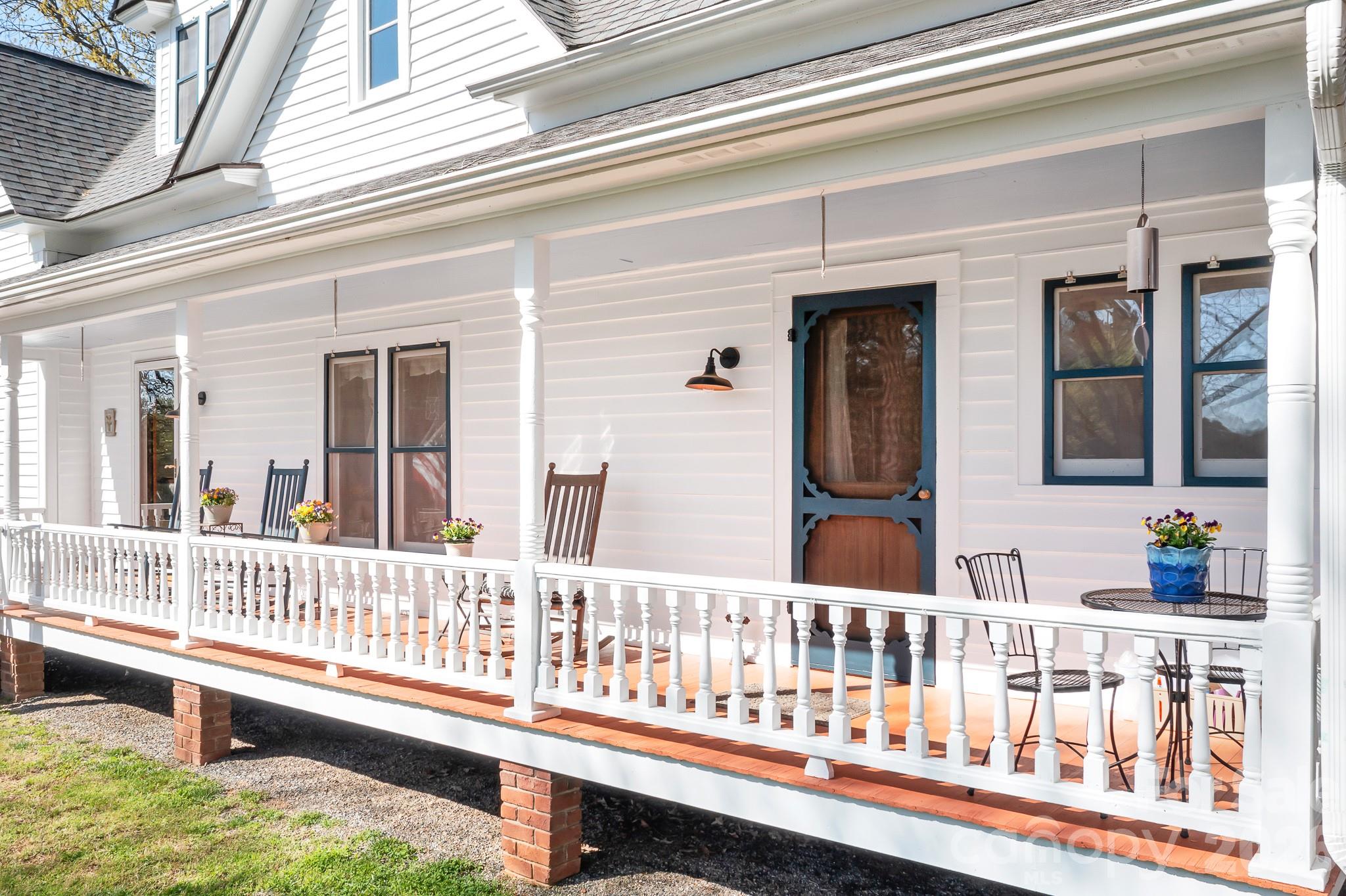 Larkin Sloan Estates - Farm