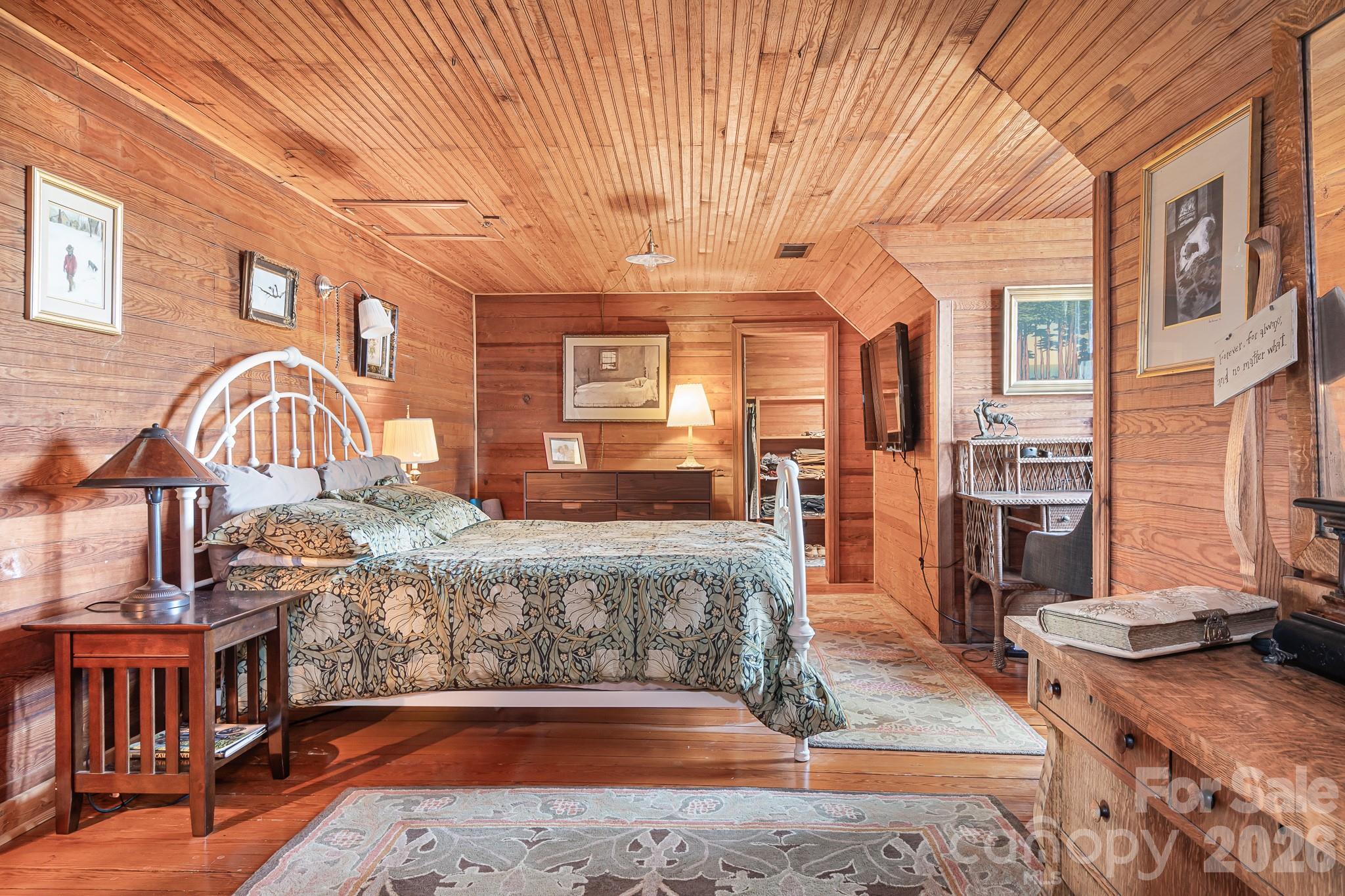 Larkin Sloan Estates - Farm