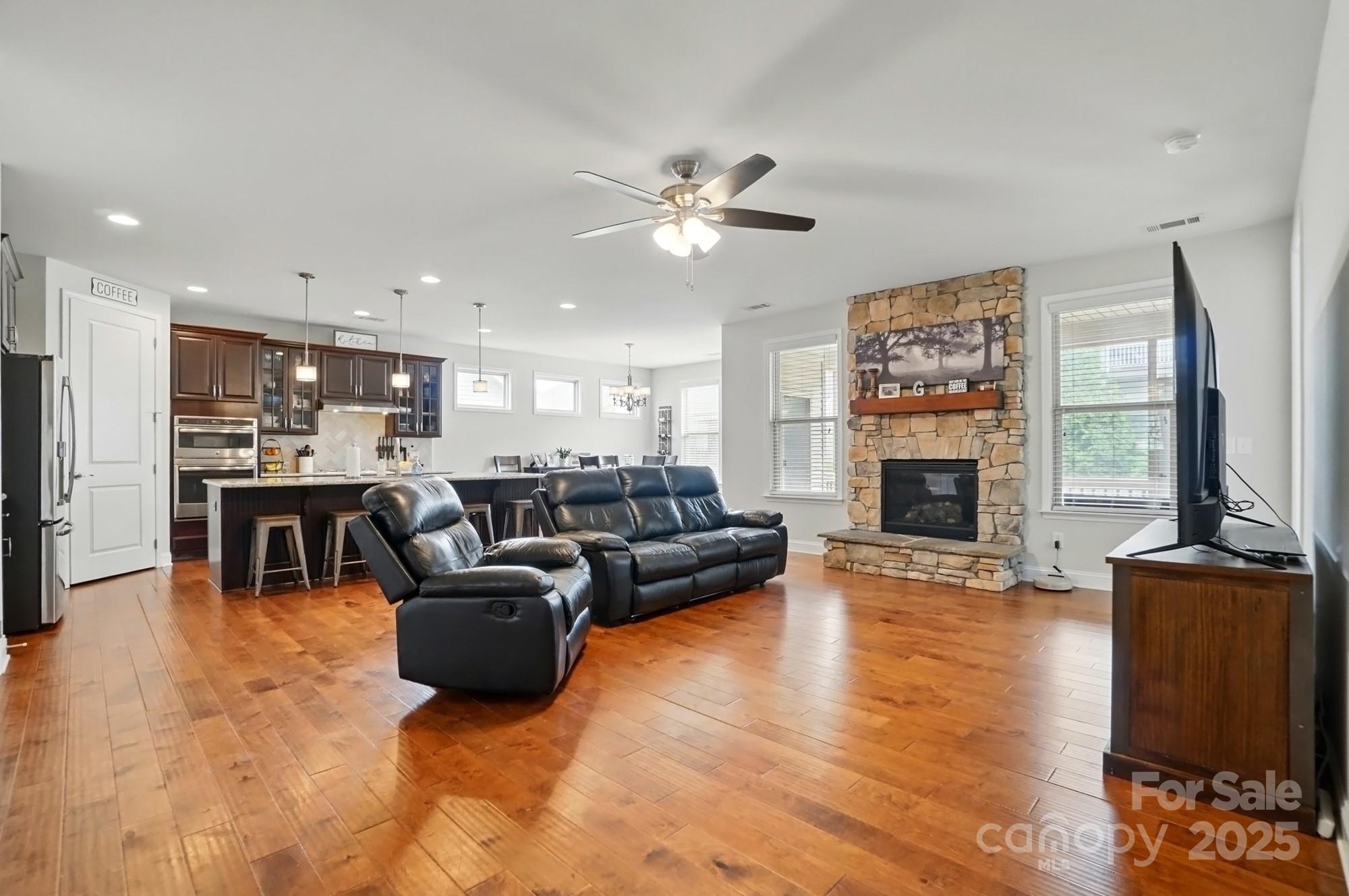 9565 Horsebit Lane