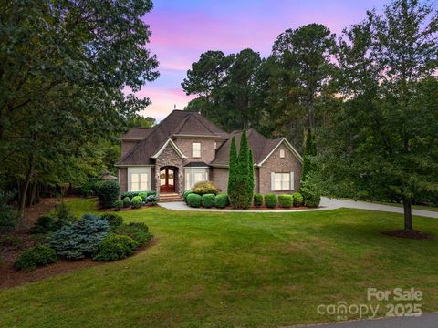 Photo of 117 Wolf Hill Drive, Mooresville, NC 28117 (MLS # 4307262)