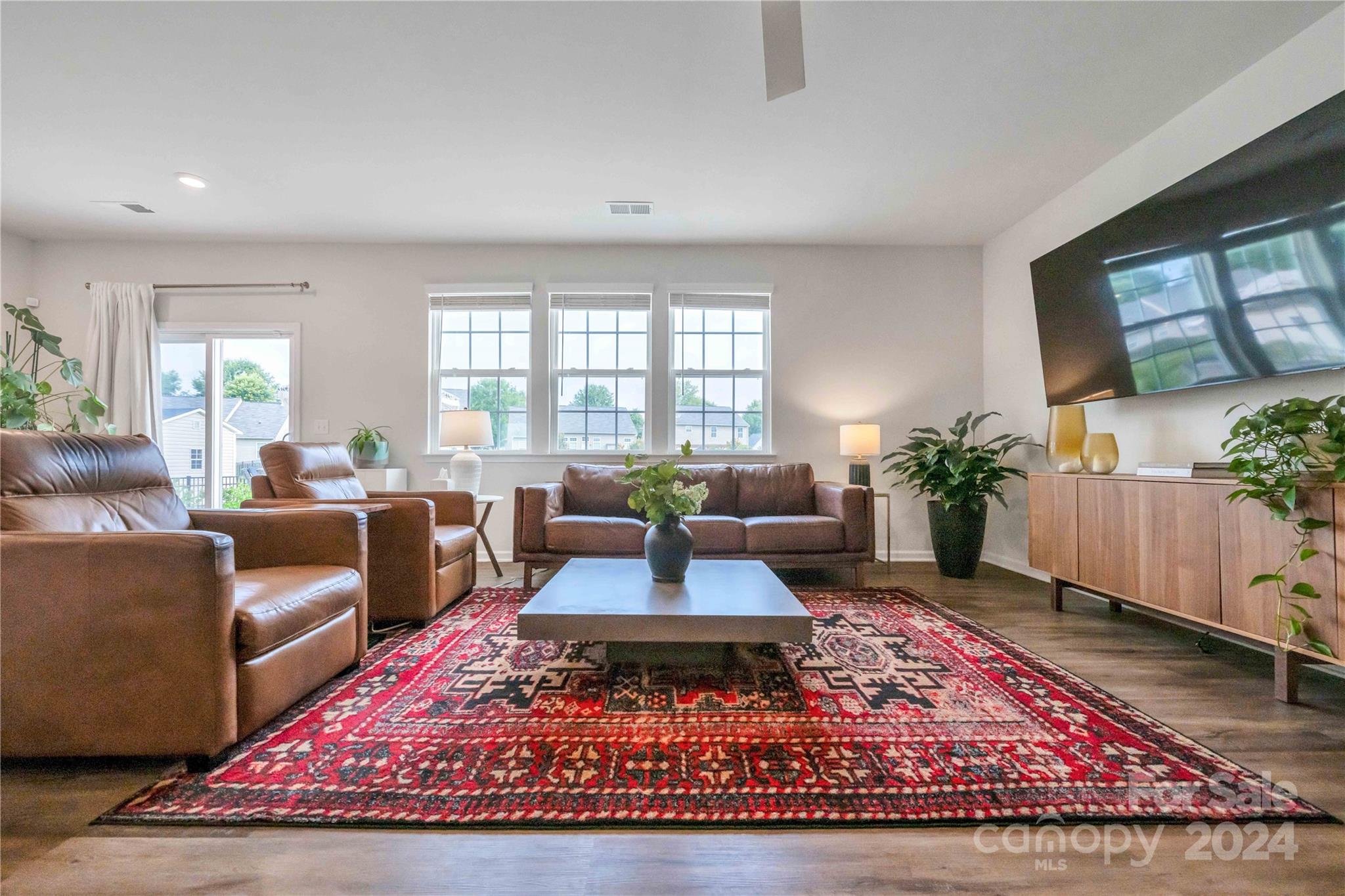 Bethesda Oaks - Residential