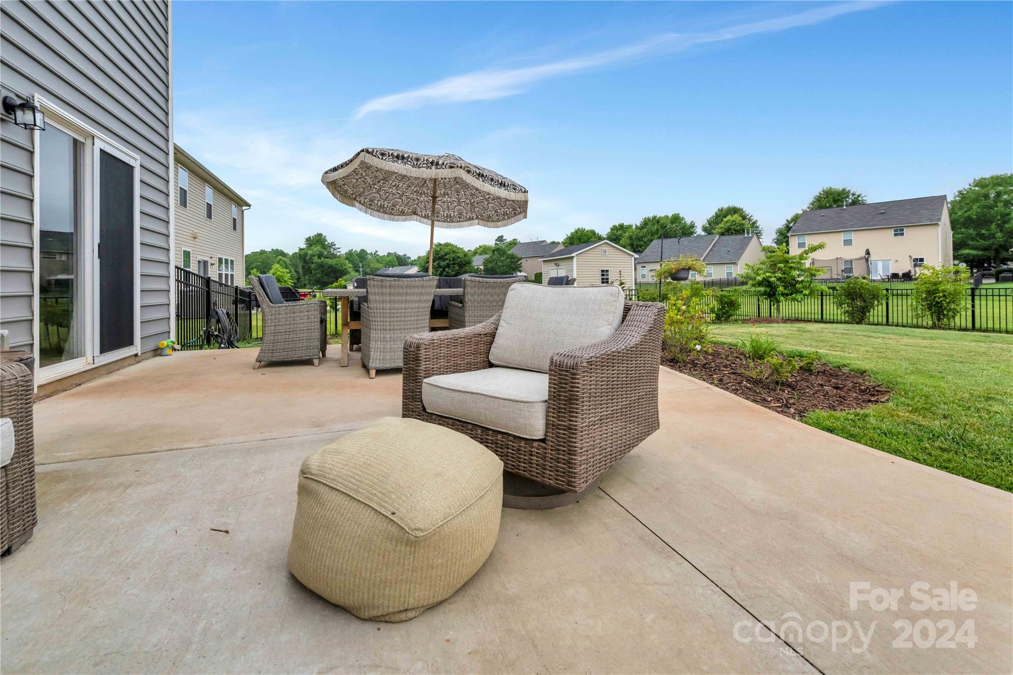 Bethesda Oaks - Residential