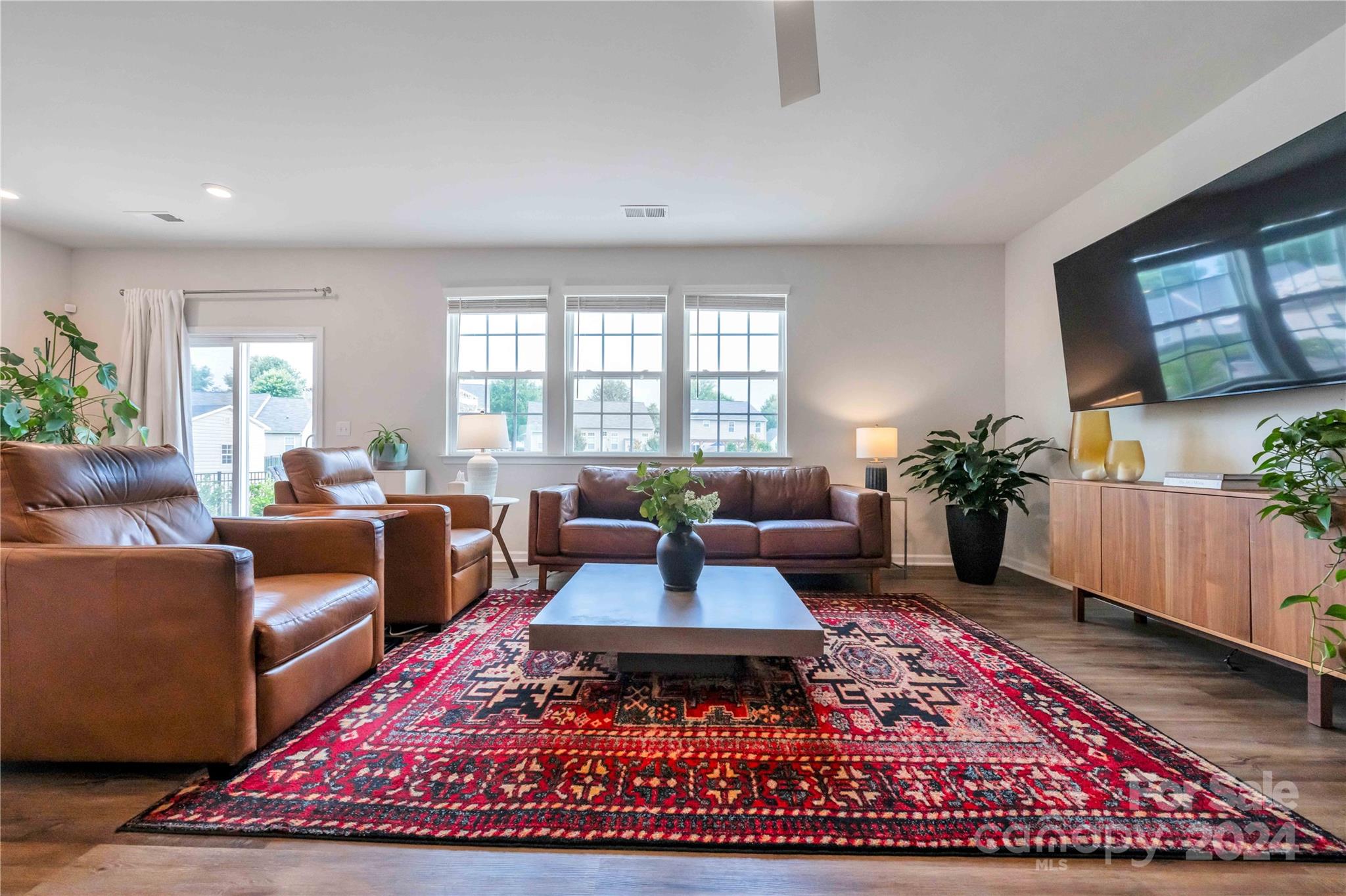 Bethesda Oaks - Residential