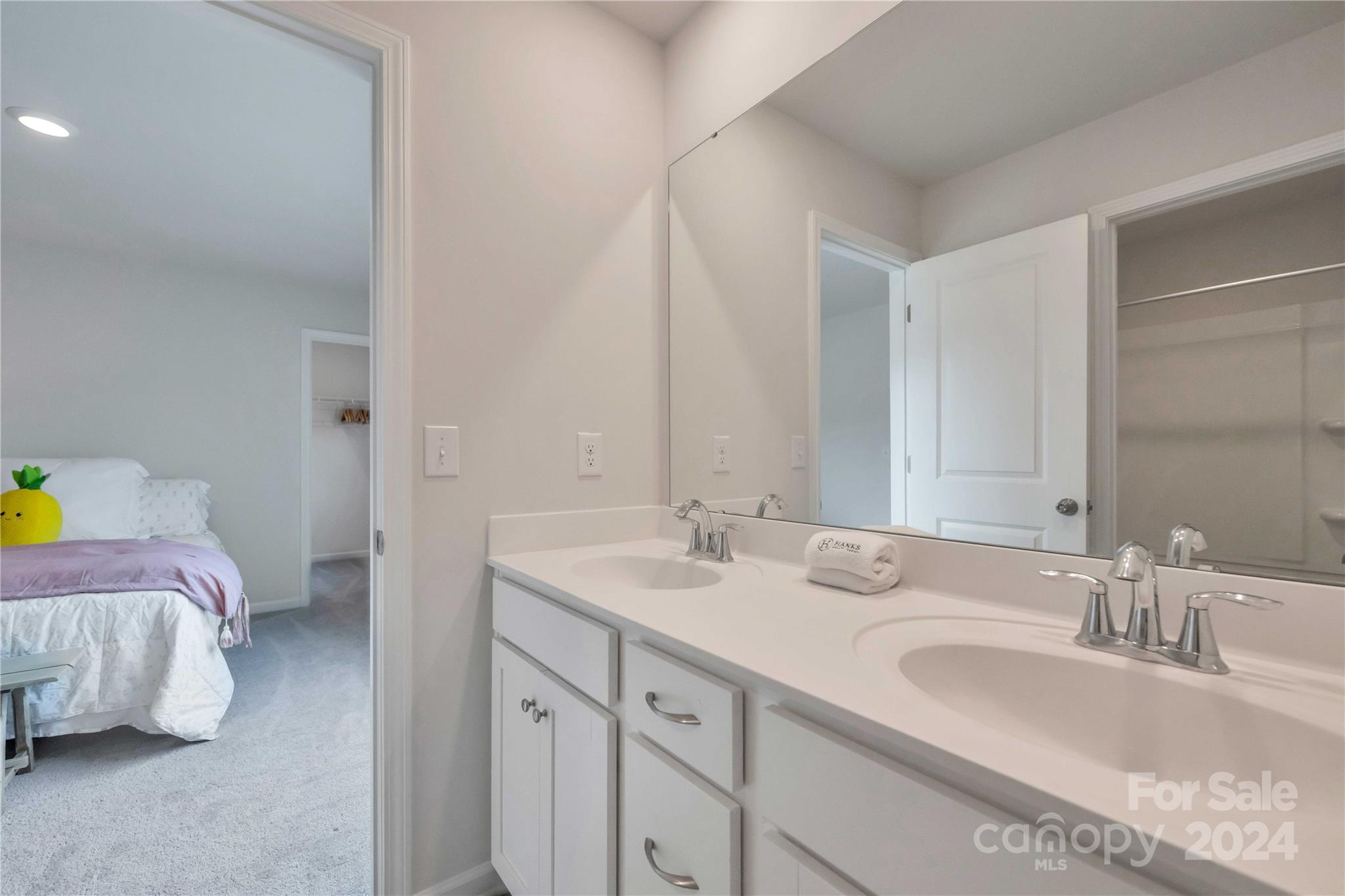 Bethesda Oaks - Residential