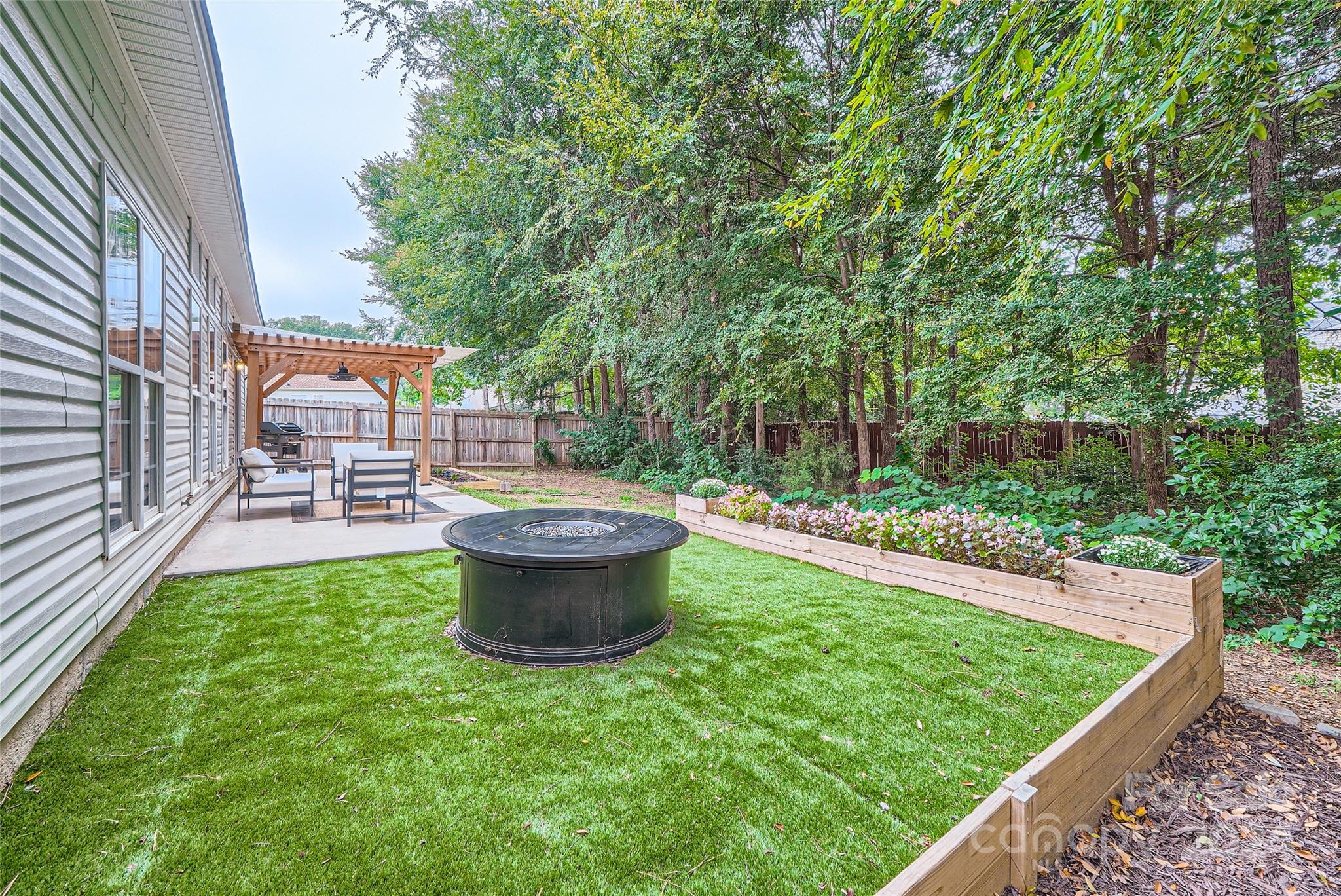 Hollythorn - Residential