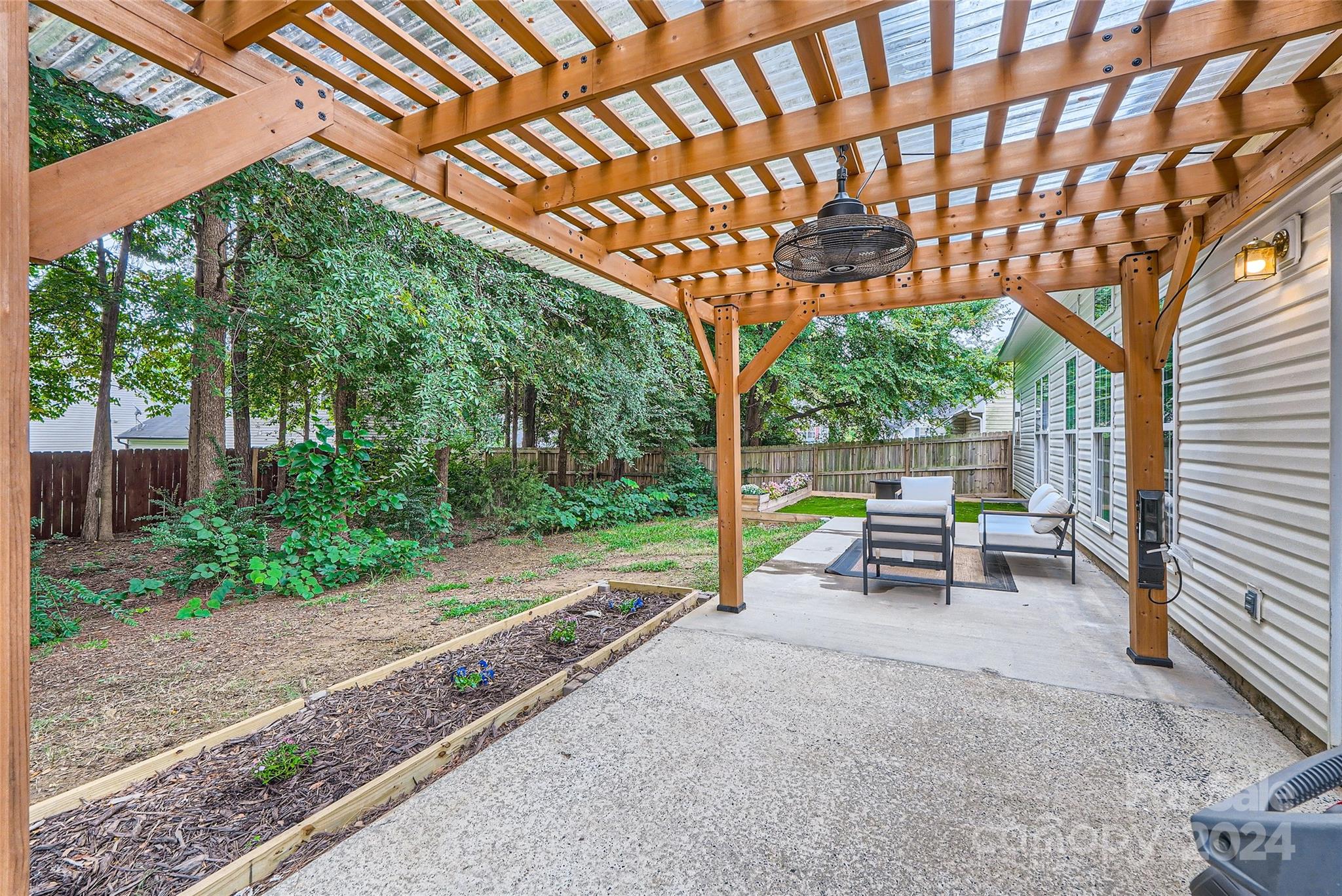 Hollythorn - Residential