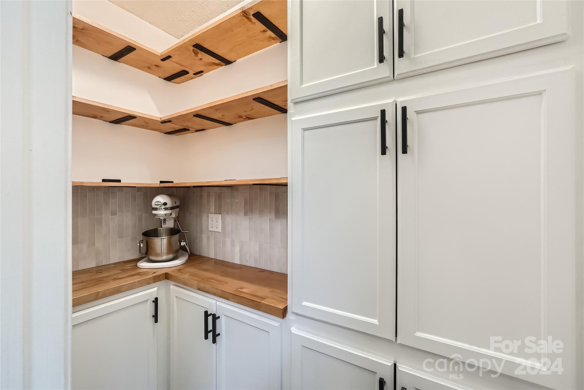 Hollythorn - Residential