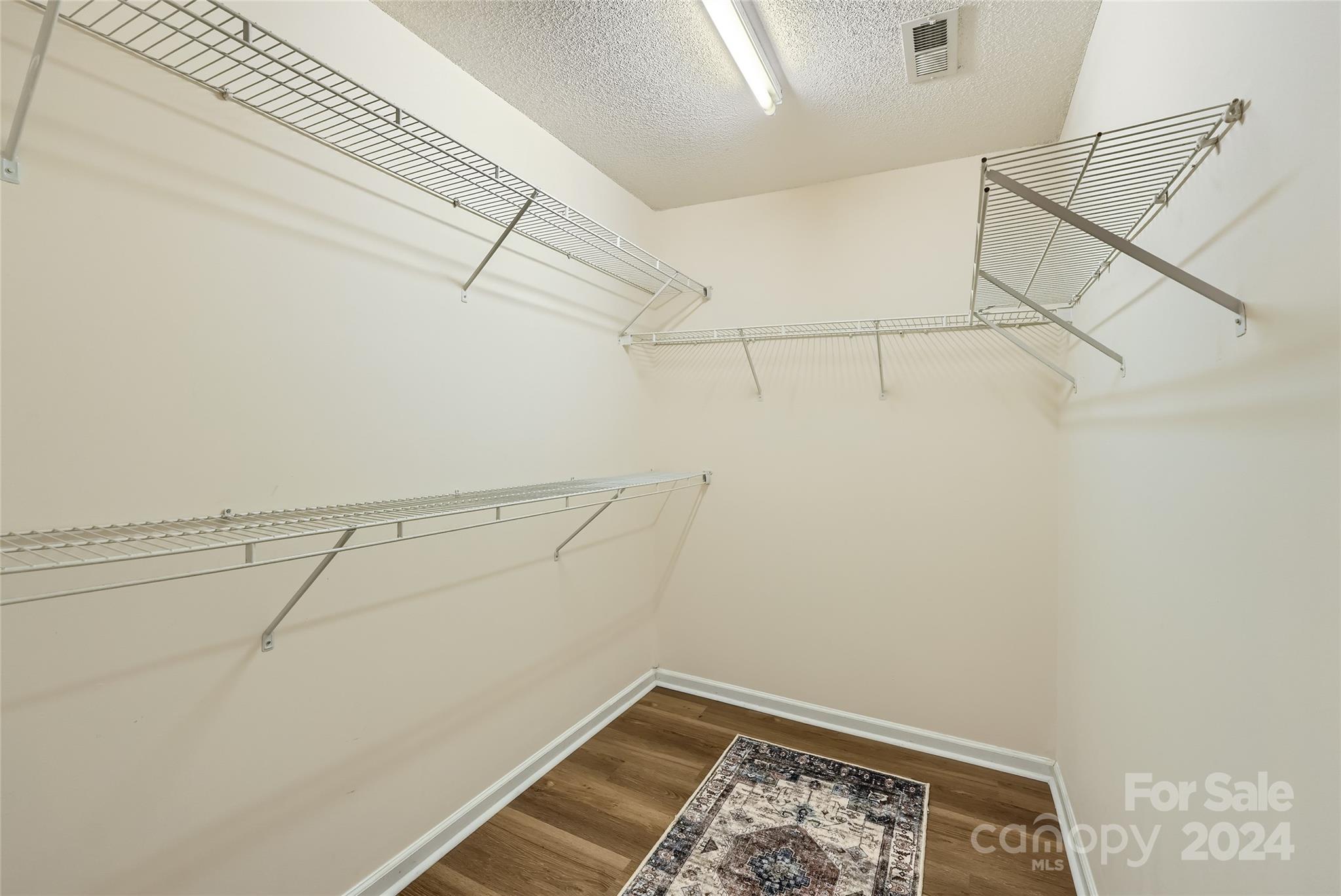 Hollythorn - Residential