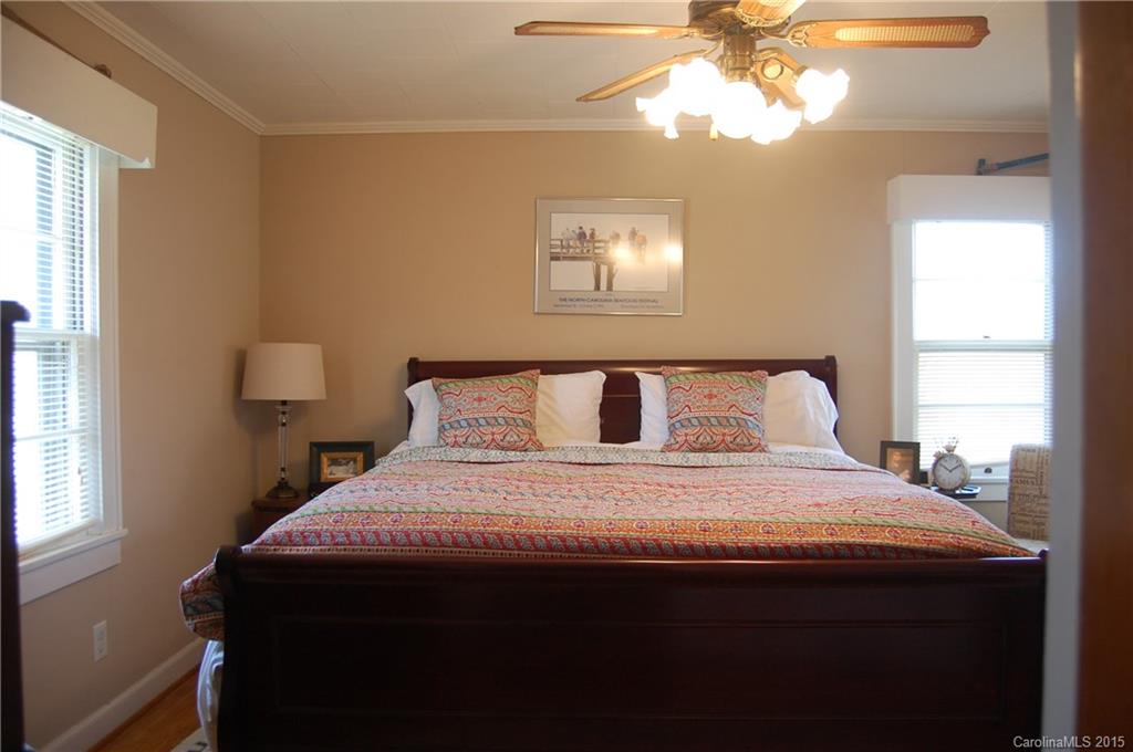 Forest Hills - Residential