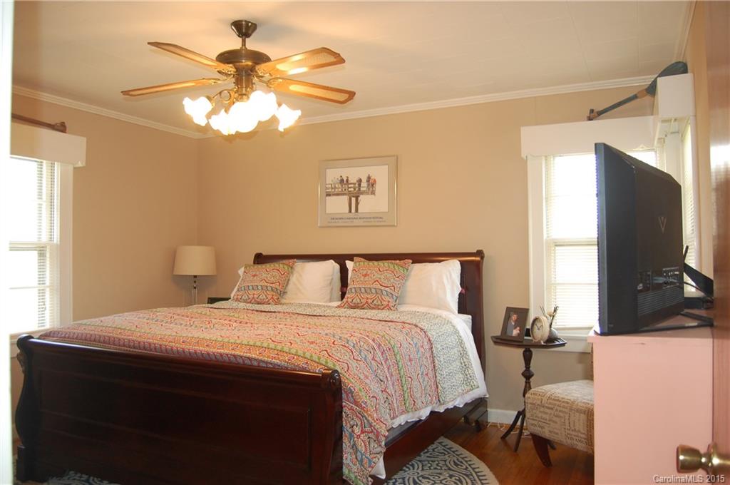 Forest Hills - Residential