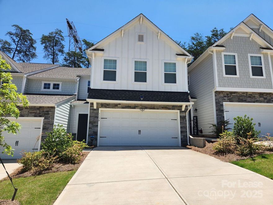 3 Bedroom Townhome Community on Lake Wylie
Nice Townhome in the Gated Community of Handsmill off the shores of Lake Wylie. Spacious 3BR/2.5BTH w/2 Car Garage! Open Concept Floorplan features Nicely Appointed Kitchen w/ Large Island w/Undermounted Sink, Stainless Steel Appliances - Gas Cooktop & Oven, Microwave, Dishwasher, Refrigerator, Granite Countertops. Dining Area has a Window and the Great Room has 2 Windows for lots of Natural Light. There's a Built In Desk Downstairs for Homework or Remote Working. Upstairs Boasts a Large Loft, Owner's Suite features 2 Closets and Deluxe Bath has a Standup Shower, Dual Vanity w/WIC. Spacious Secondary Bedrooms. Rear Patio is Nice. Plant Roots in this Gated Community!!

Pets Accepted w/Non-Refundable Pet Deposit $350 and Monthly Pet Fee $30