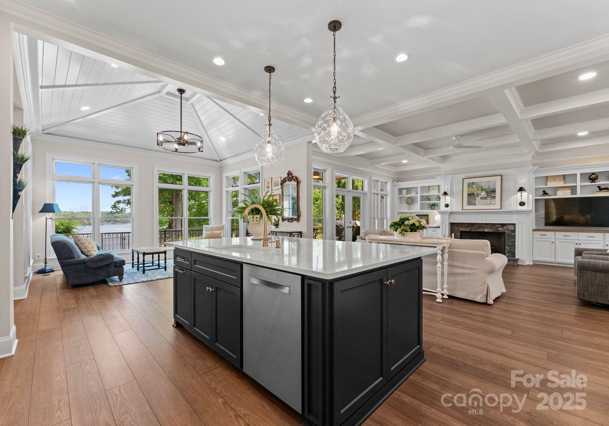 Astoria - Residential