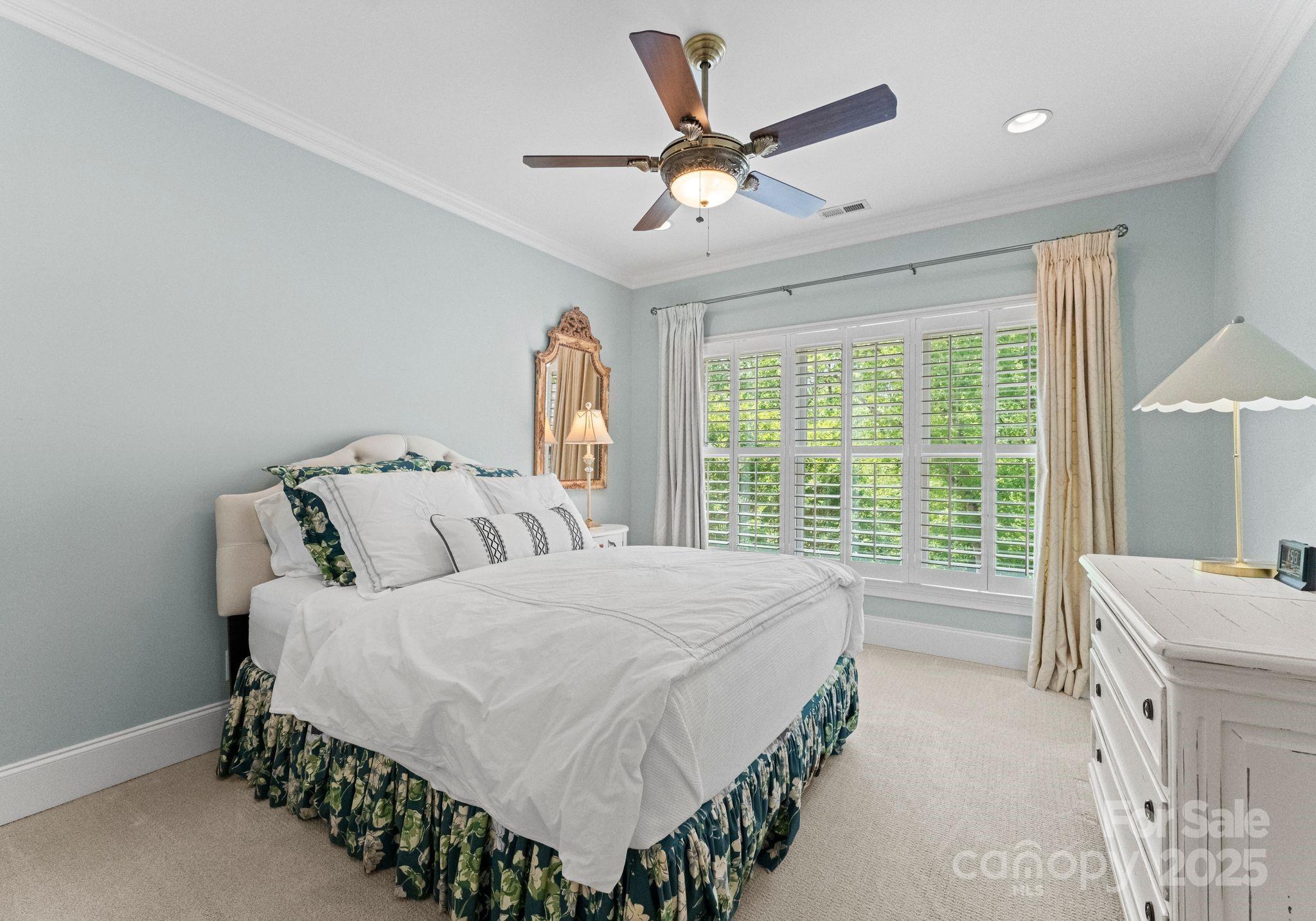 Astoria - Residential