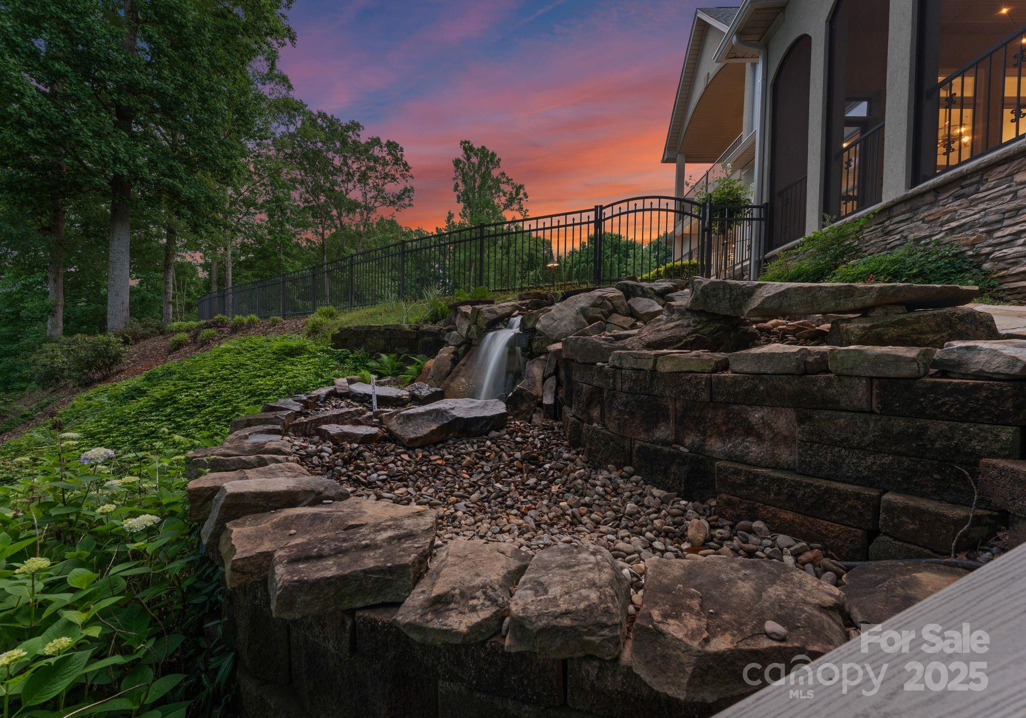 Astoria - Residential