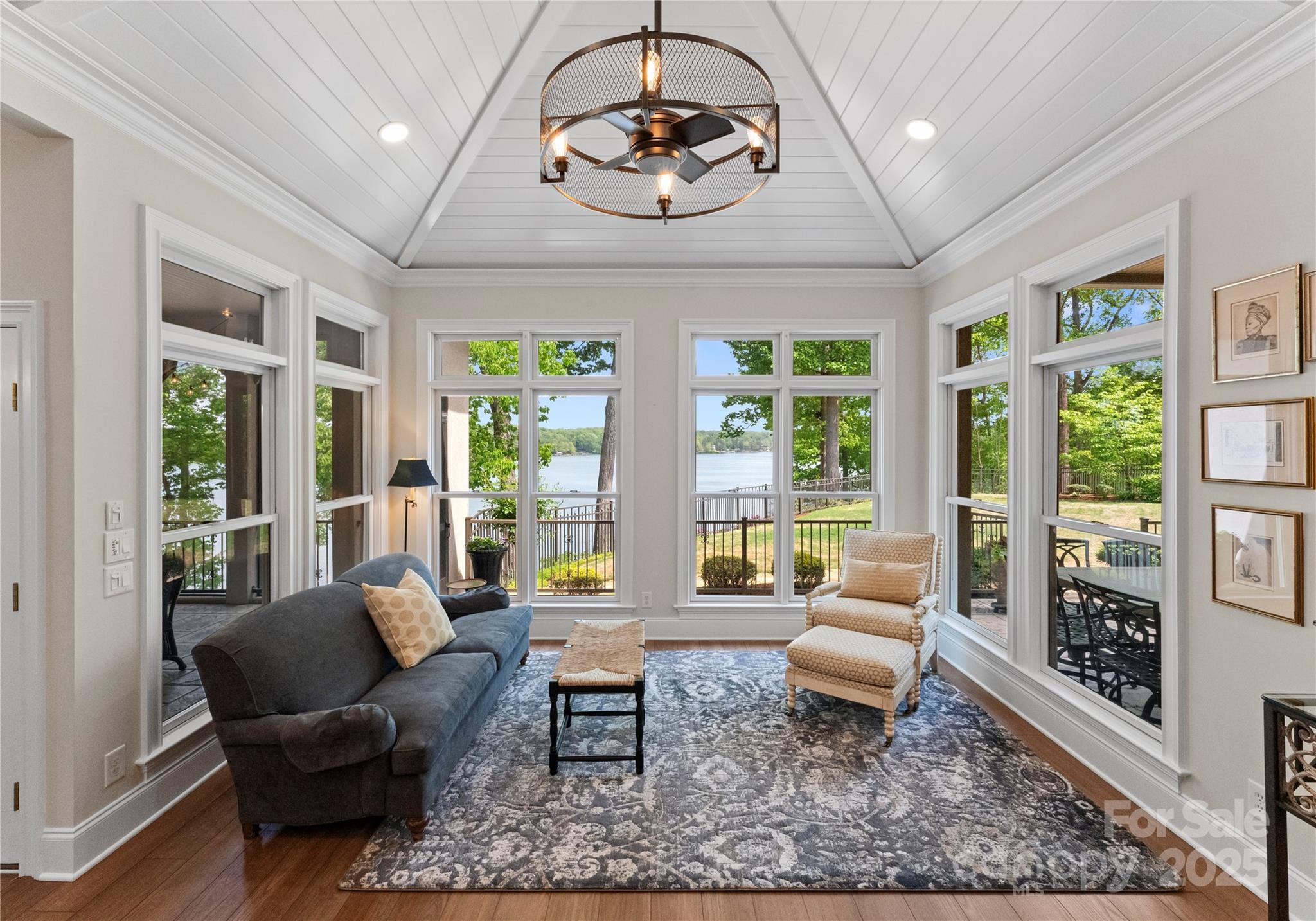 Astoria - Residential